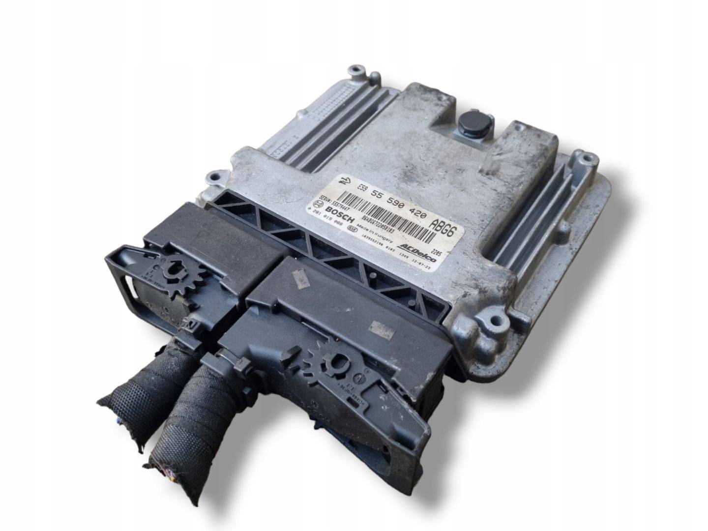 control unit of the engine Opel Insignia A 2013 55590420