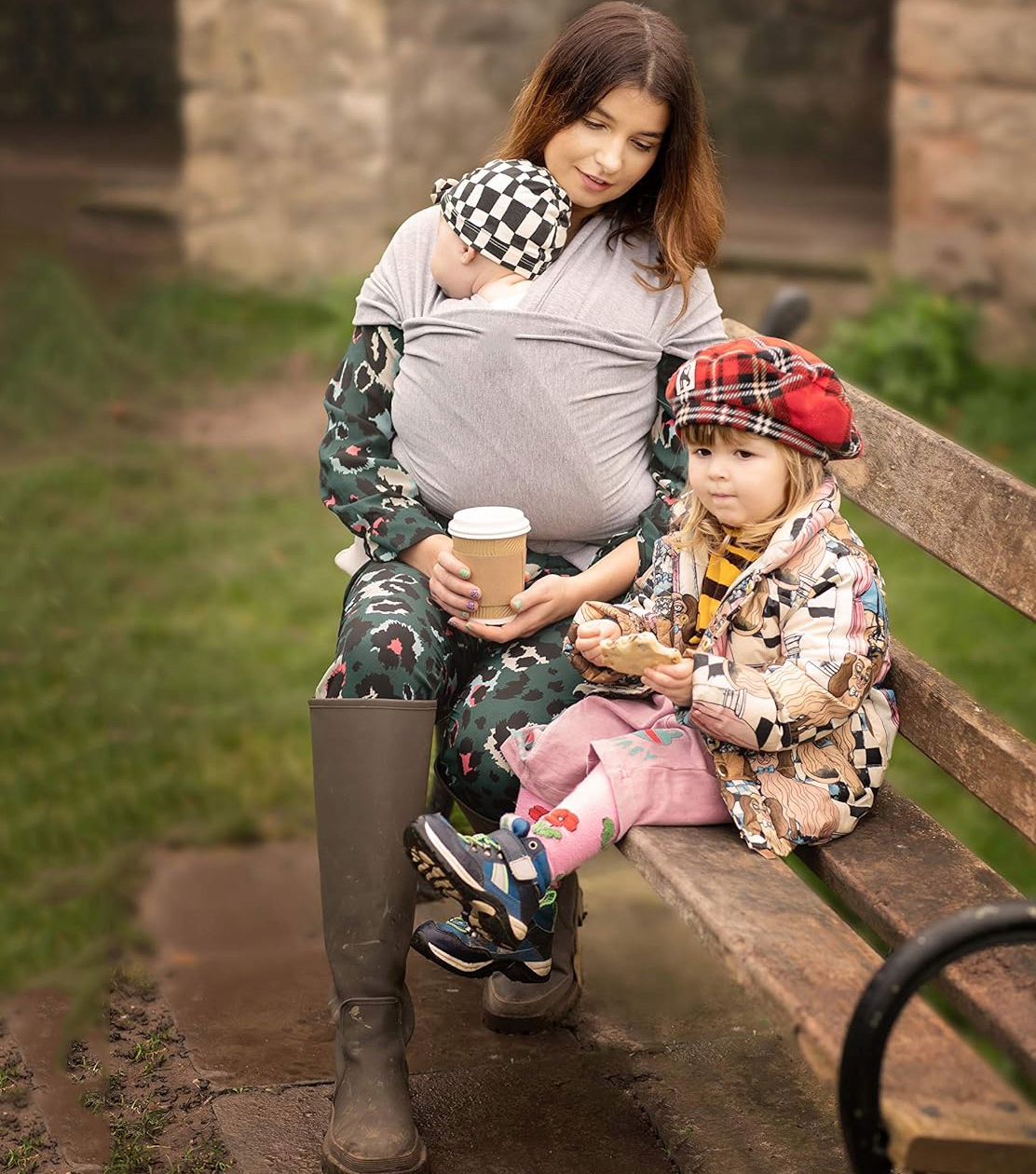 NOSIDEŁKO DLA NOWORODKÓW OD URODZENIA, EMBRACE NOSIDEŁKO NA BRZUCH, UNISEX Waga produktu z opakowaniem jednostkowym 0.6 kg