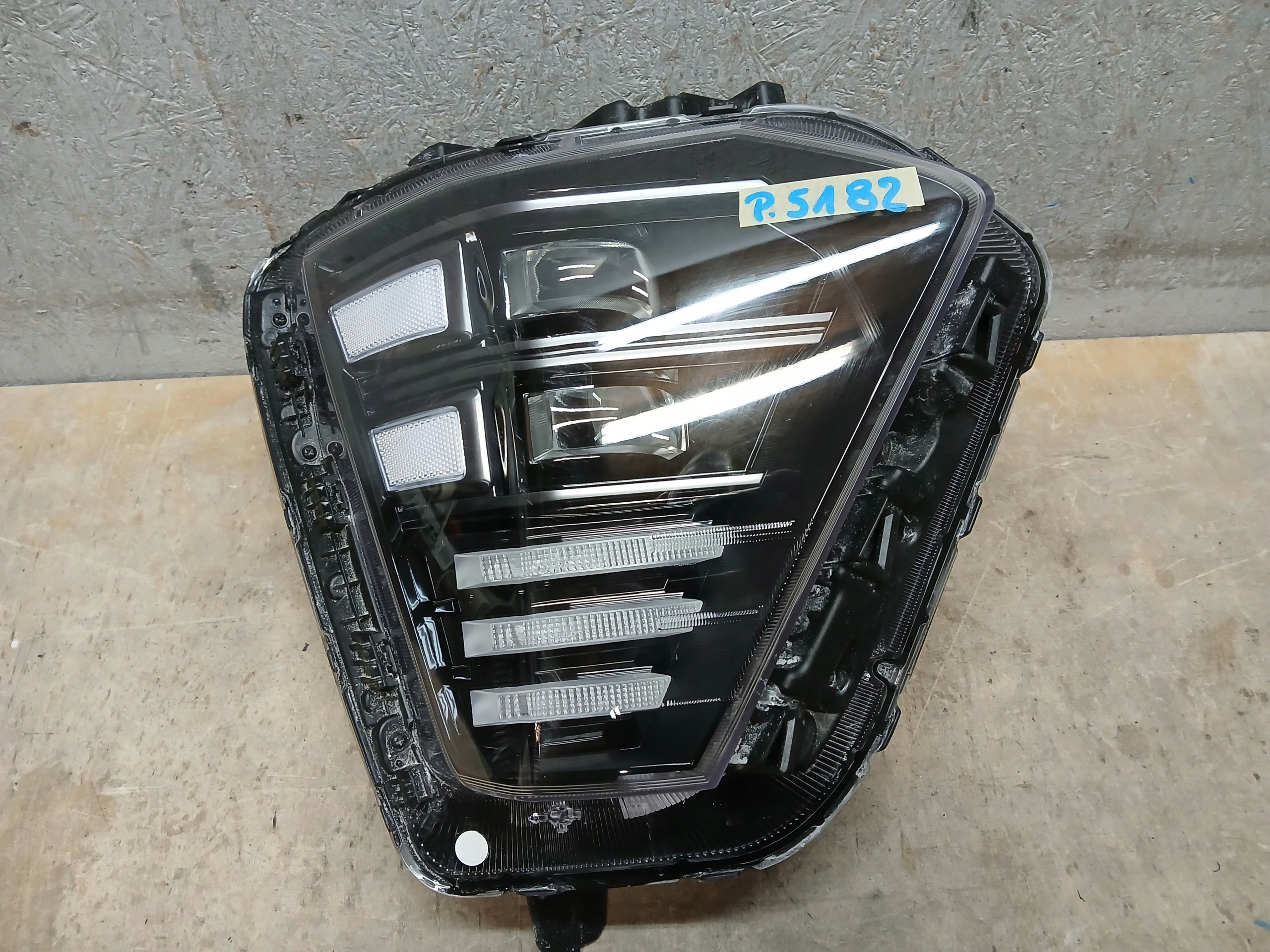 light front right HYUNDAI KONA II 2 22- FULL LED 92102-BEXXX