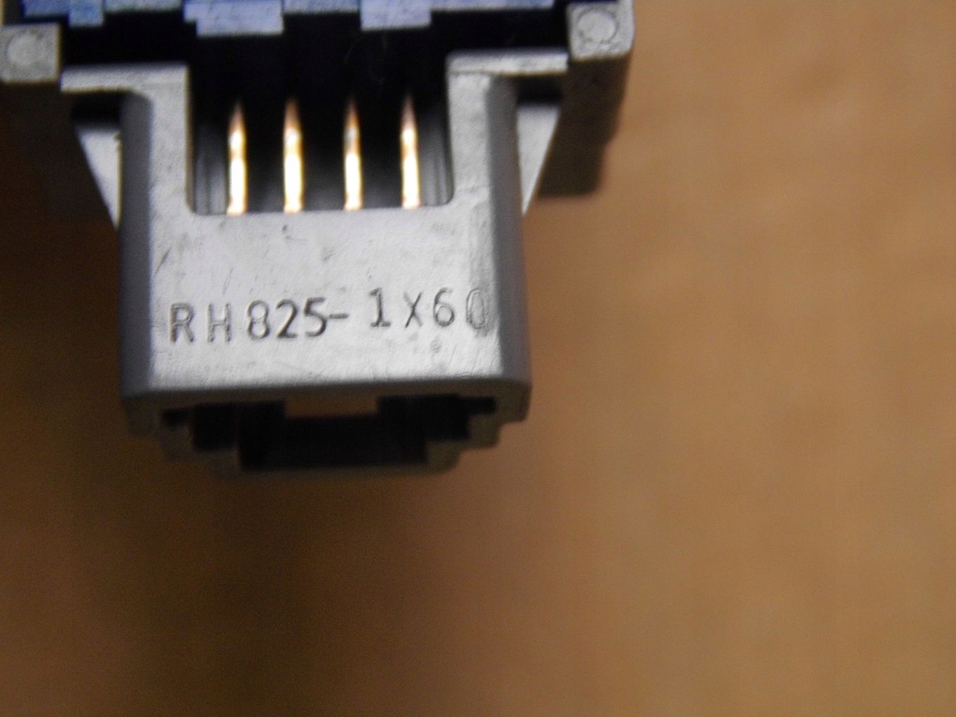 Toyota Auris II switch odleglosci SAFETY SENS sensor 15B424
