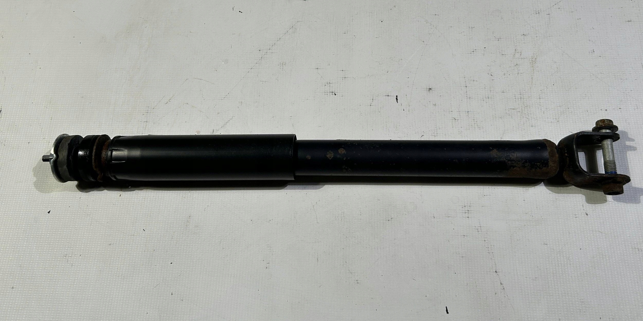 shock absorbers rear part rear right left Ford Explorer V 4X4 2011