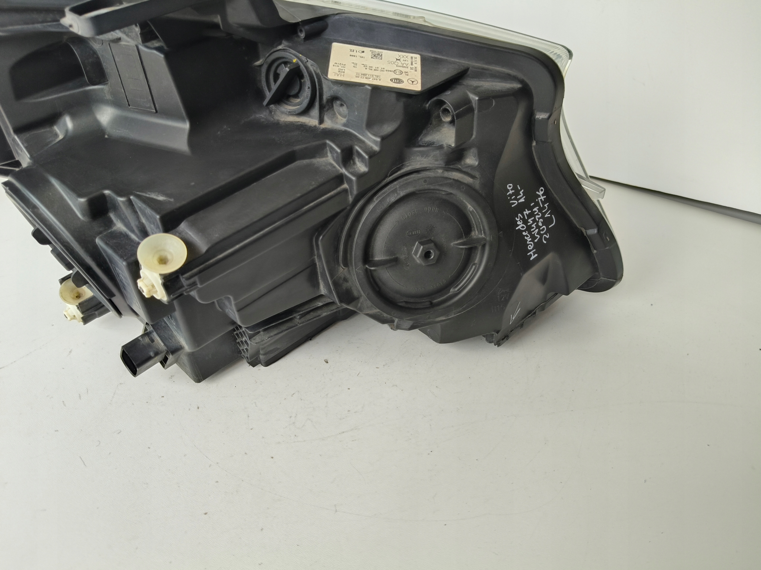 light left REFLEKTOR MERCEDES VITO V-KLASA W447 14