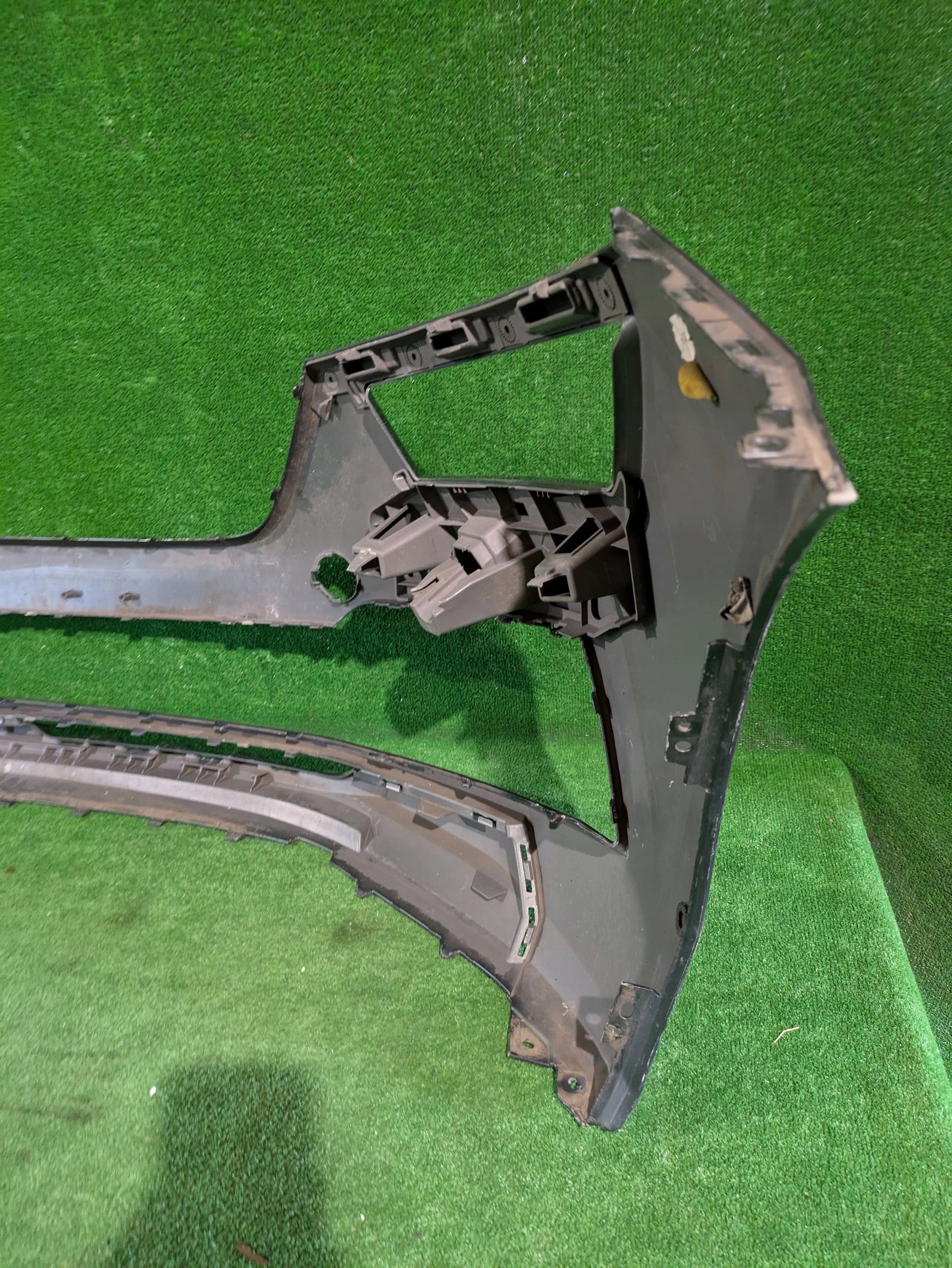 front bumper front SKODA KAMIQ 19