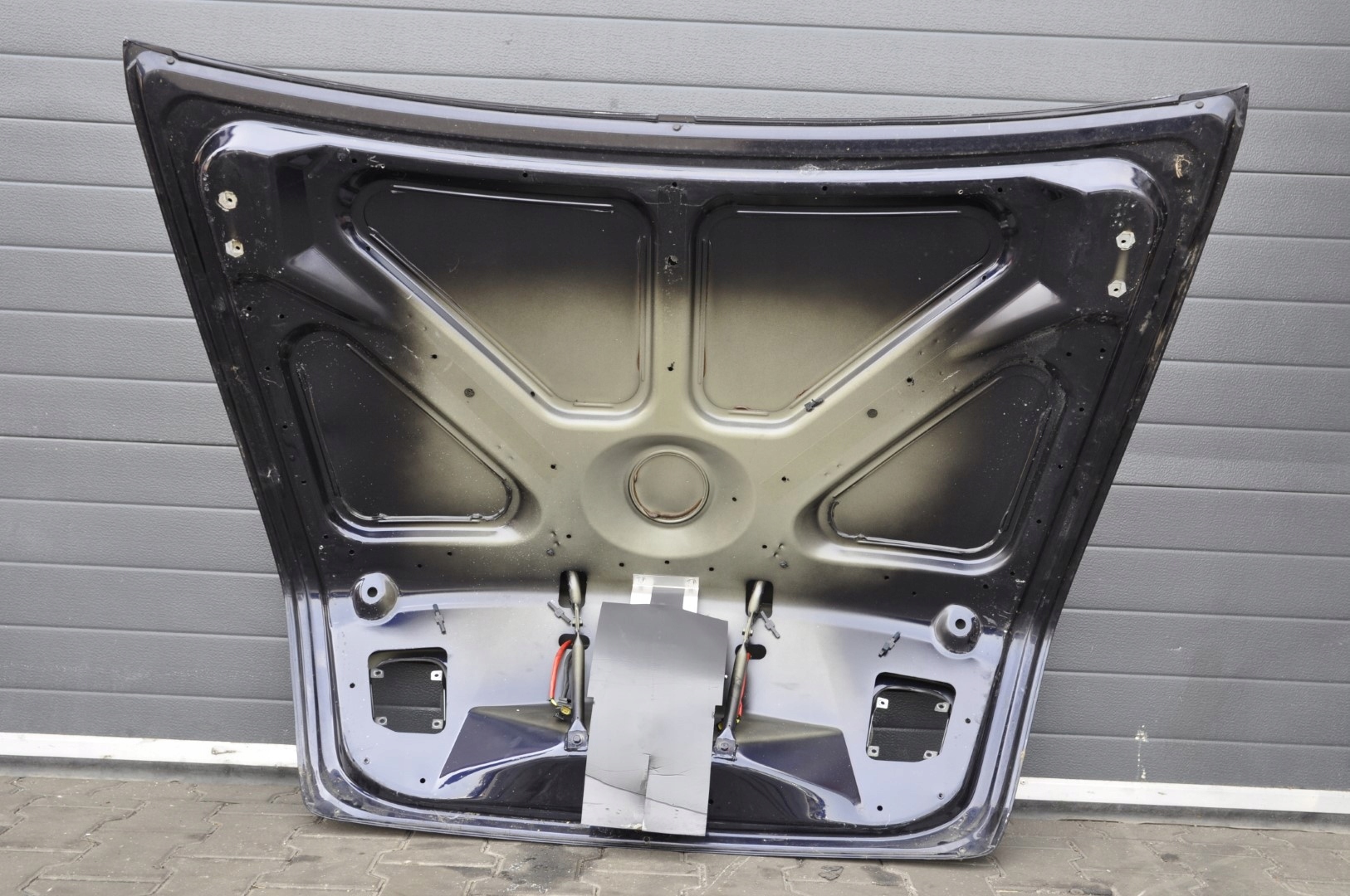 BENTLEY ARNAGE LIFT KLAPA TYŁ TYLNA BAGAŻNIKA Jakość części (zgodnie z GVO) O - oryginał z logo producenta pojazdu (OE)