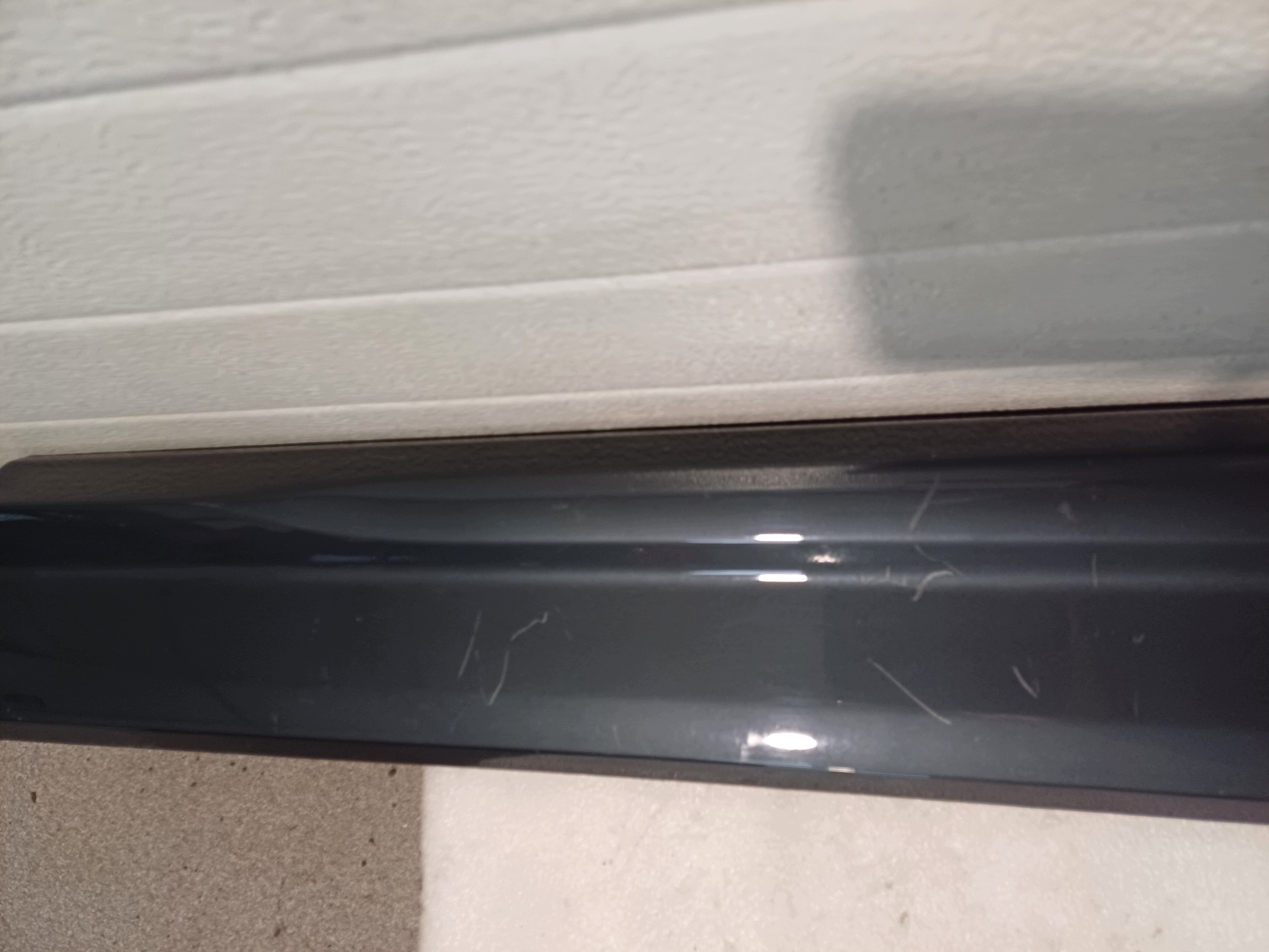 moulding door right front AUDI Q2 81A853960B