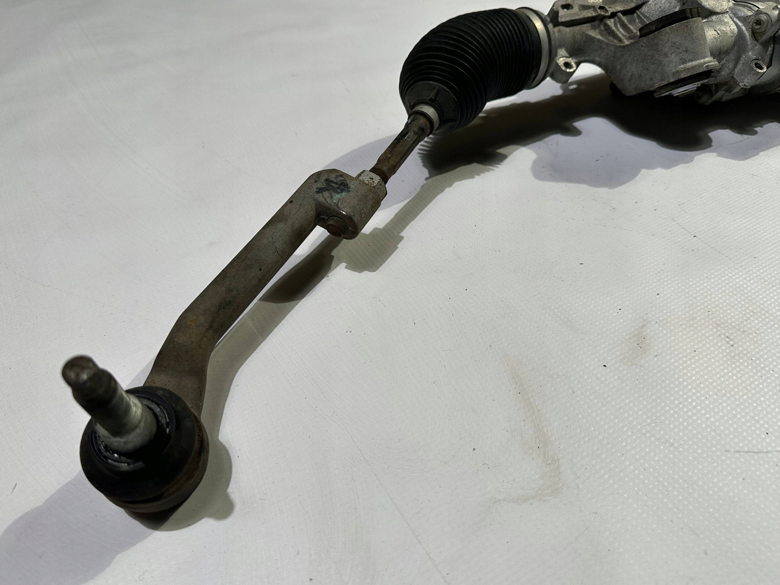 Boîter direction Boîter direction Ford Explorer 2020+