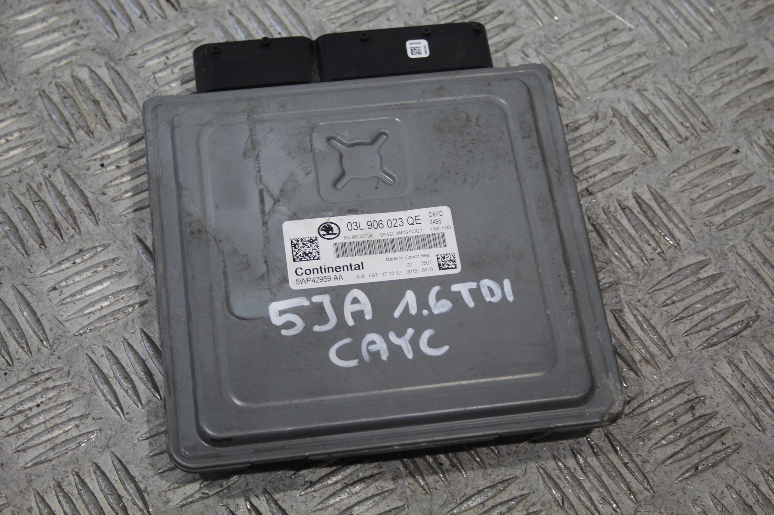 computer control unit CAYC SKODA RAPID 5JA 5J