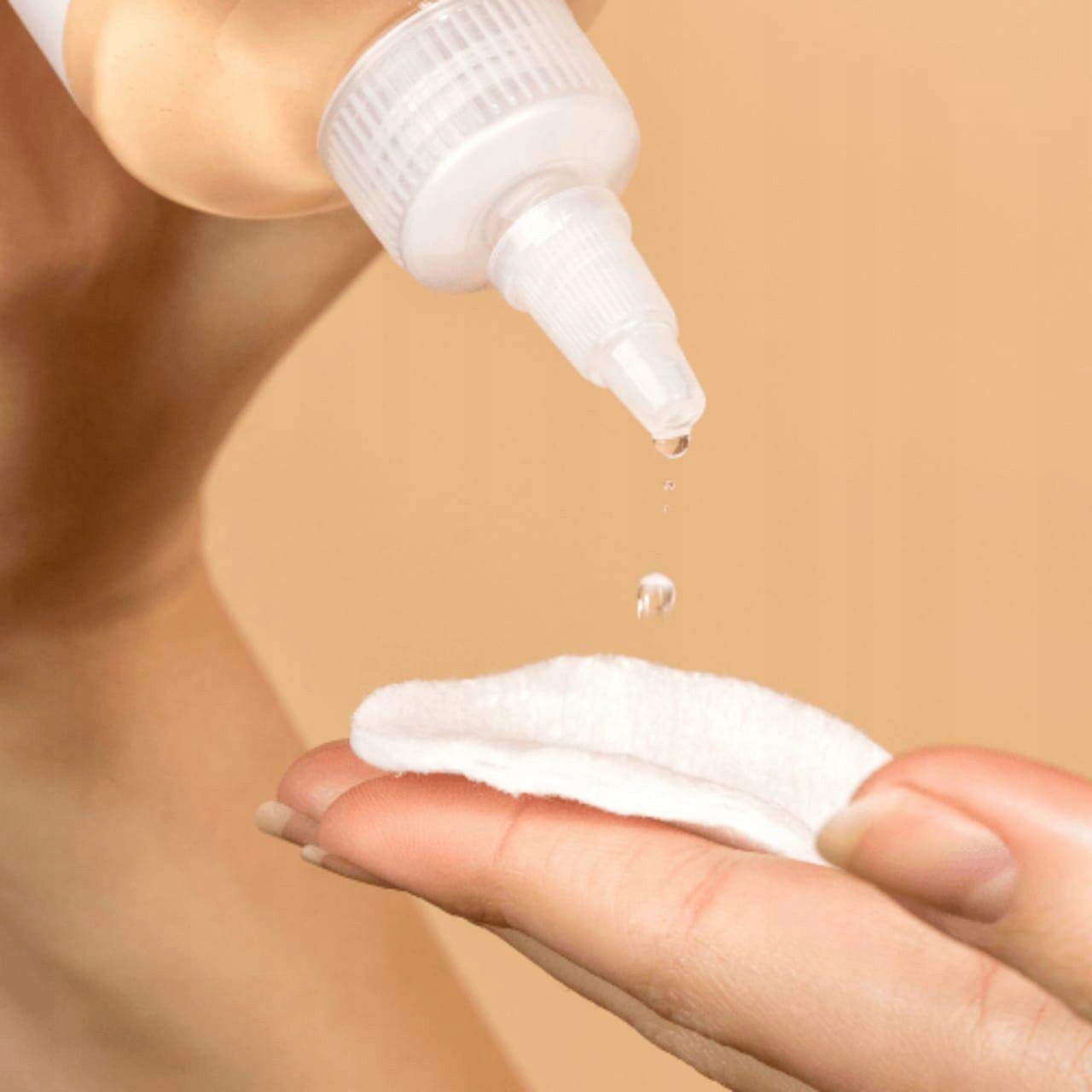 THE ORDINARY TONIK Z KWASEM GLIKOLOWYM ALOES Toning Solution 7% 240 ml Rodzaj kwas