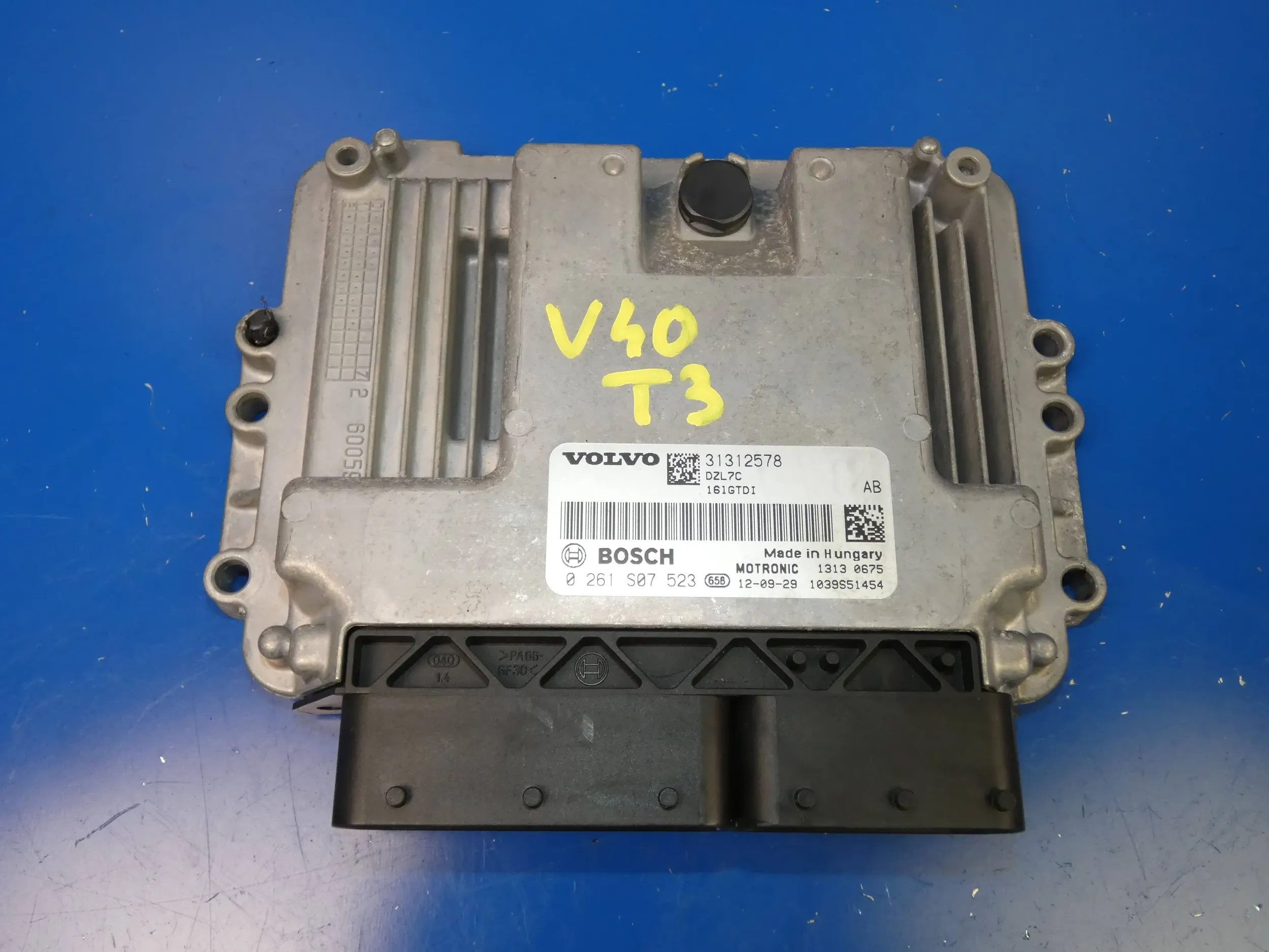 Volvo V40 II V60 S60 II 1.6 T3 computer of the engine control unit module