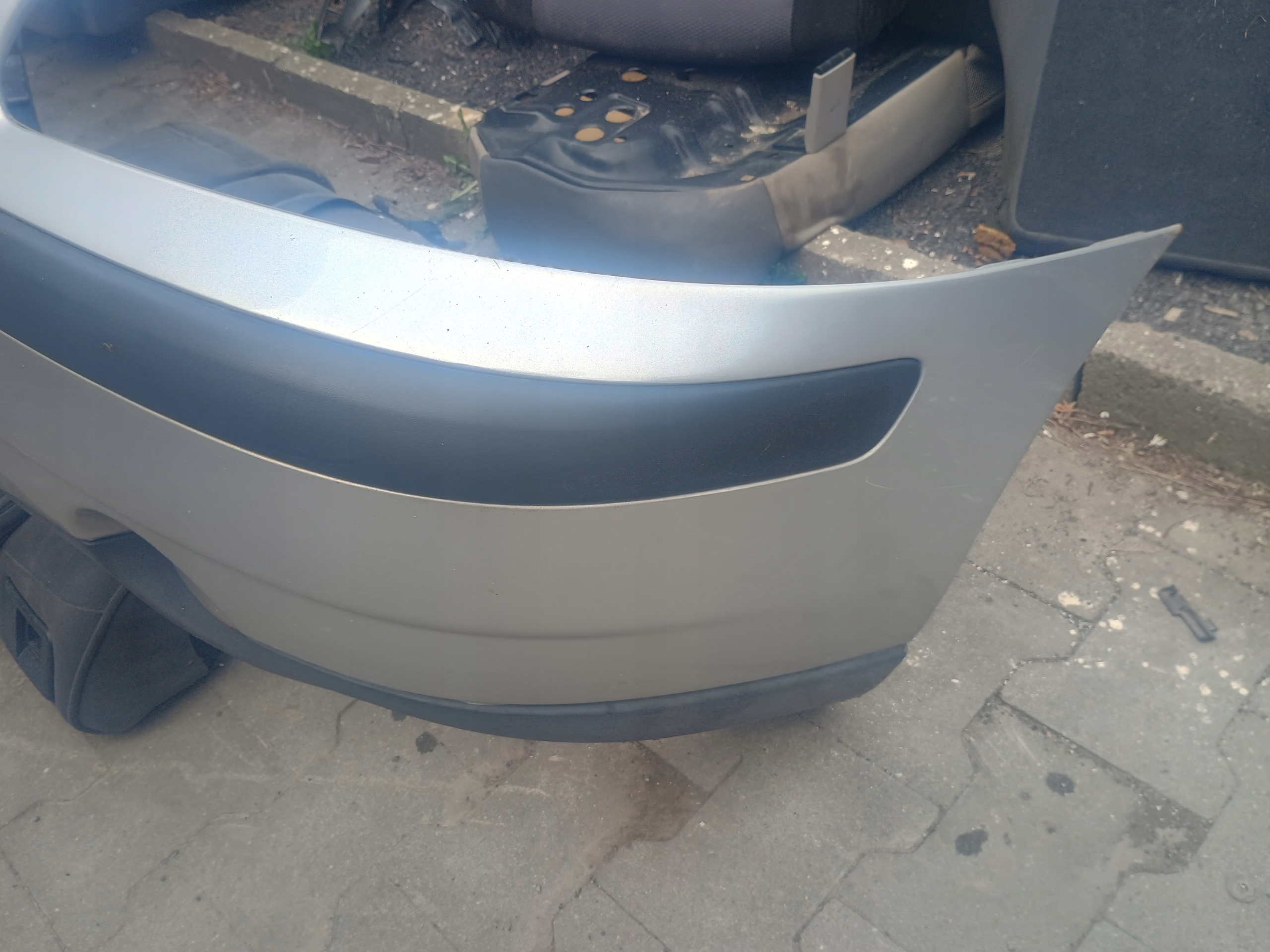 nárazník predok VOLVO S80 a