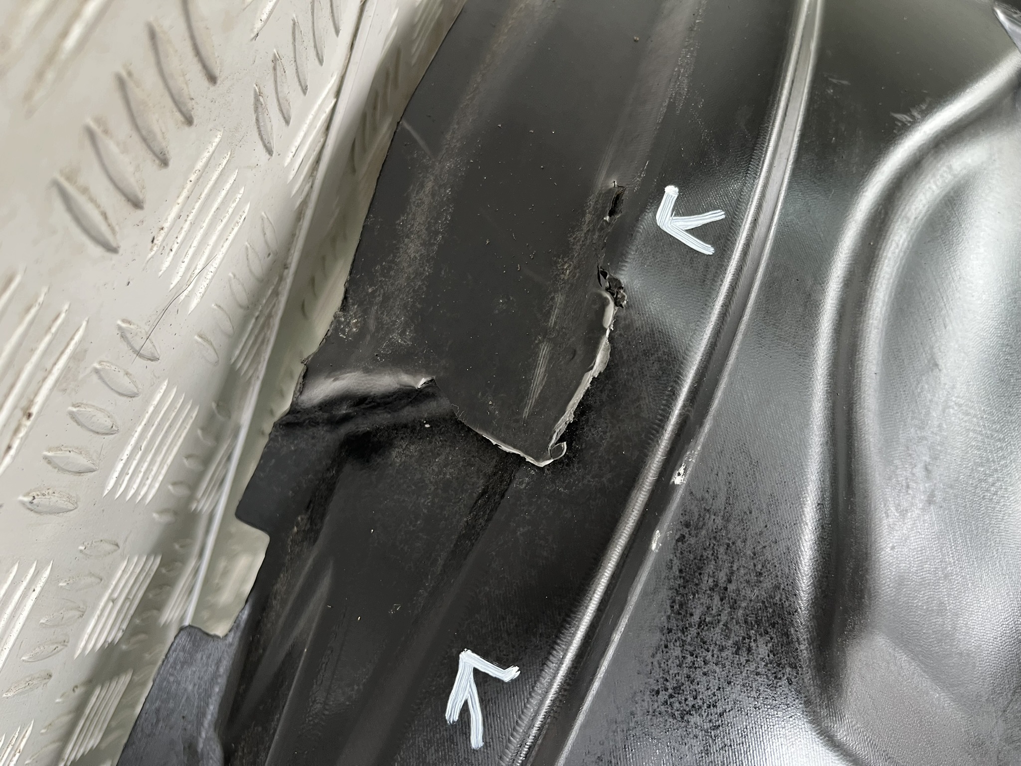 FORD MONDEO MK5 14-19 mudguard front left front DS73-A16115-DG LH OE