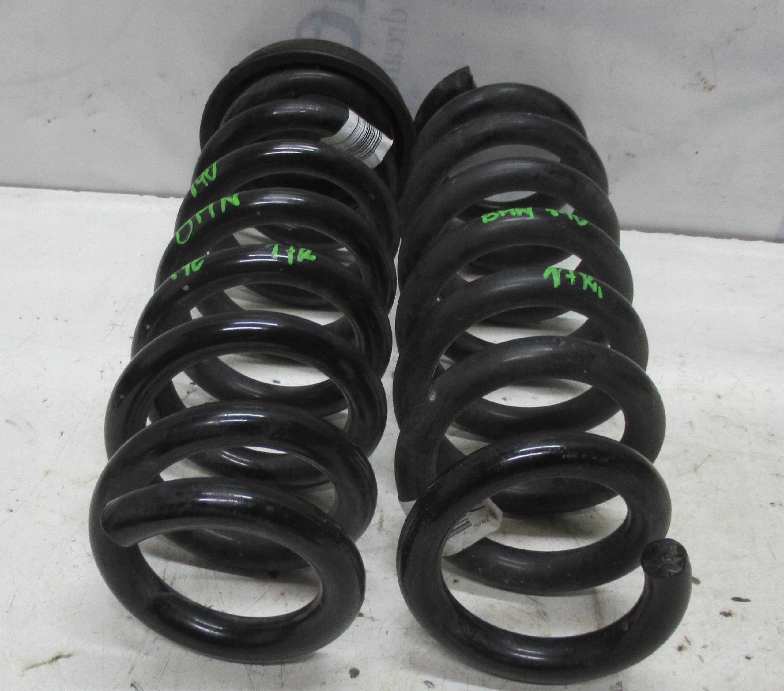 BMW 17R springs springing rear part KOMPLET