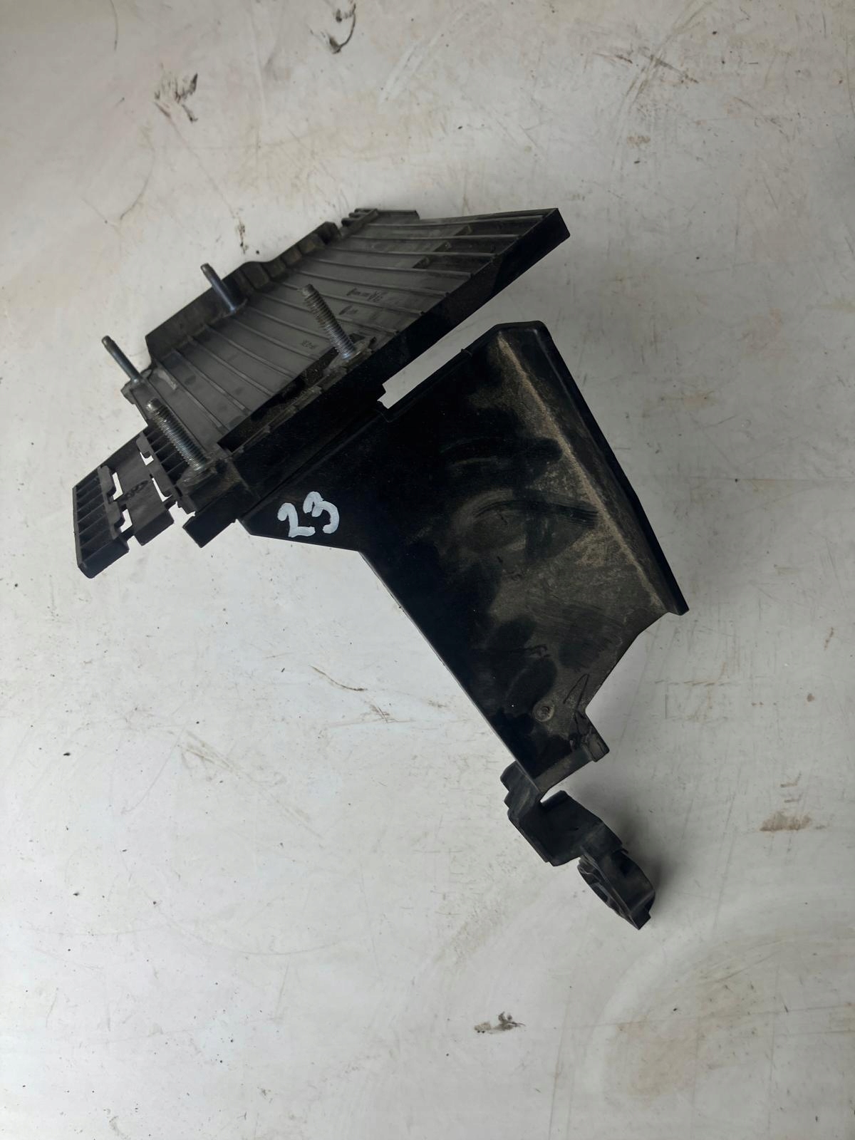 Halter KOMPUTERA AKUMULATORA CITROEN C4 PICASSO II 9808174680