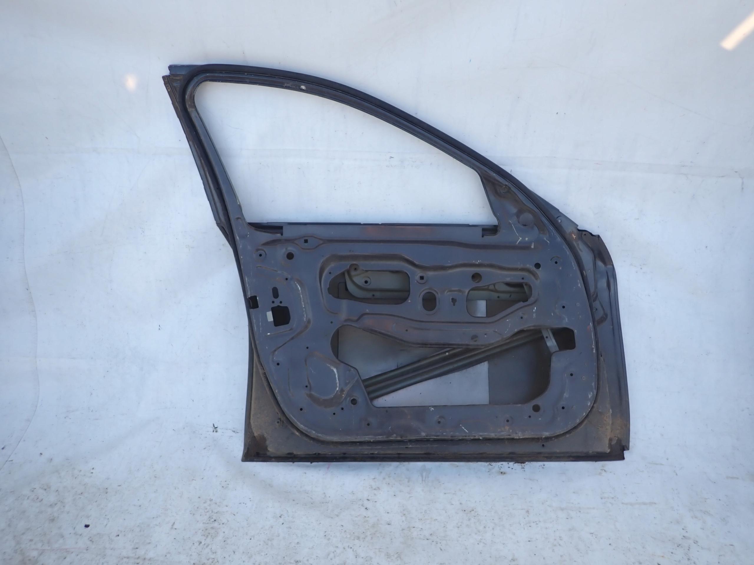 BMW 5 F10 F11 10-17 door front front left