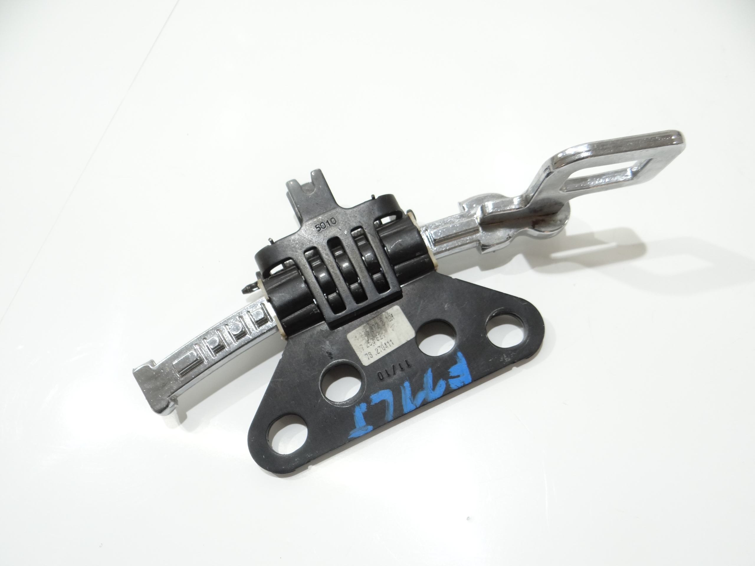 mini motor hook adjustable KANAPY left rear part BMW F11 7253621