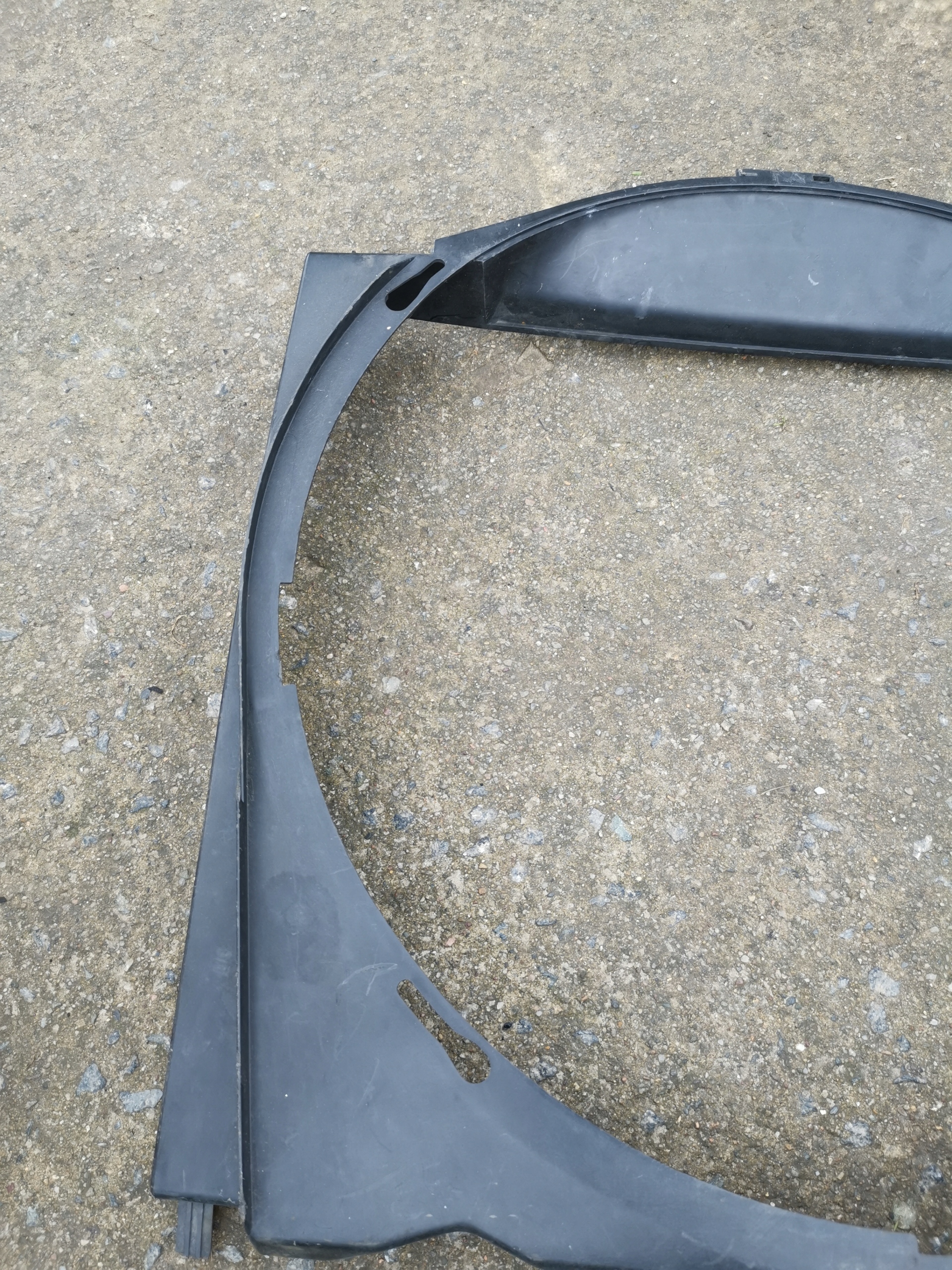 obal TUNEL ventylátora MERCEDES W140 3.5 TD