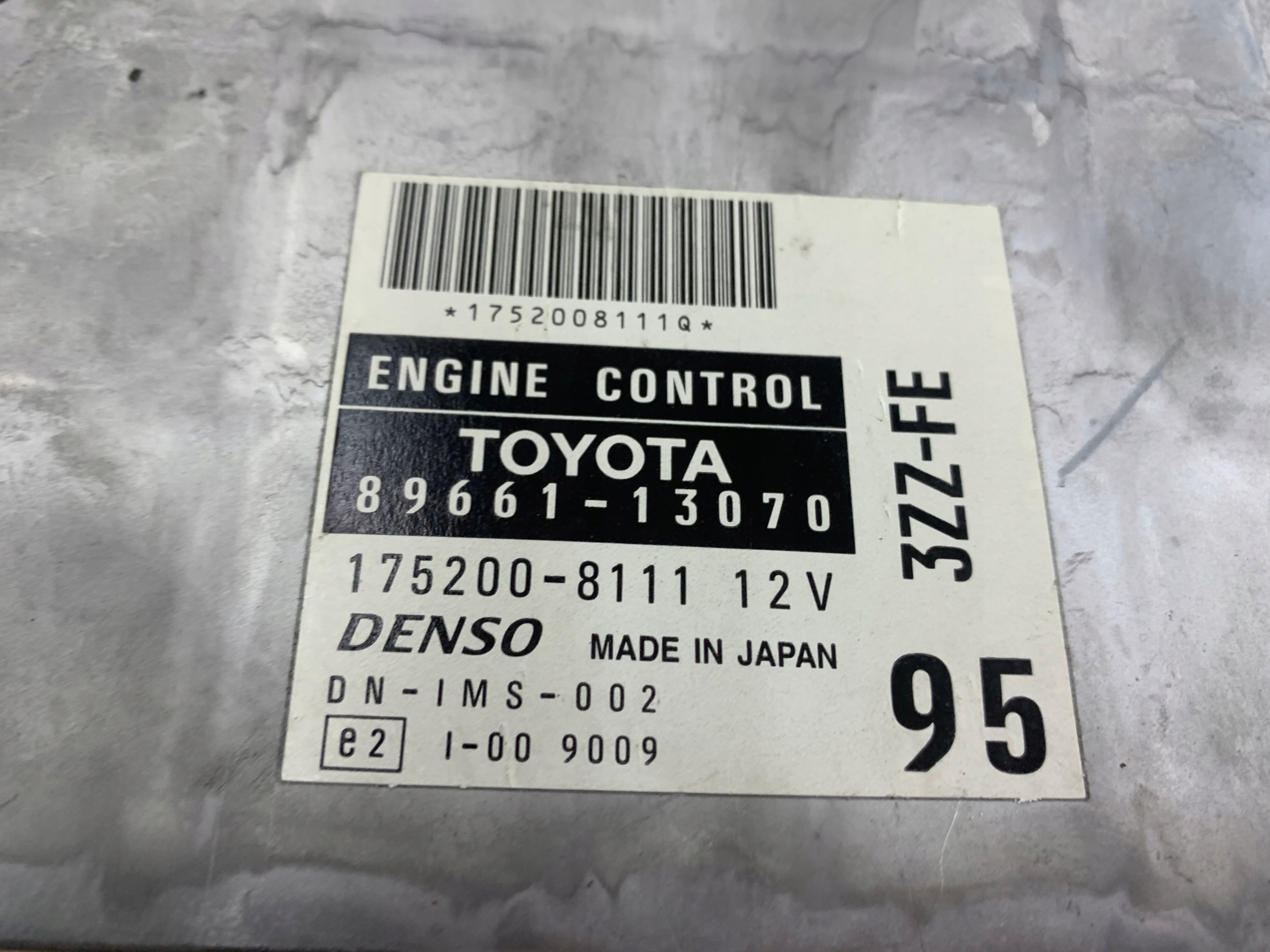 TOYOTA COROLLA VERSO 1.6 control unit of the engine 89661-13070