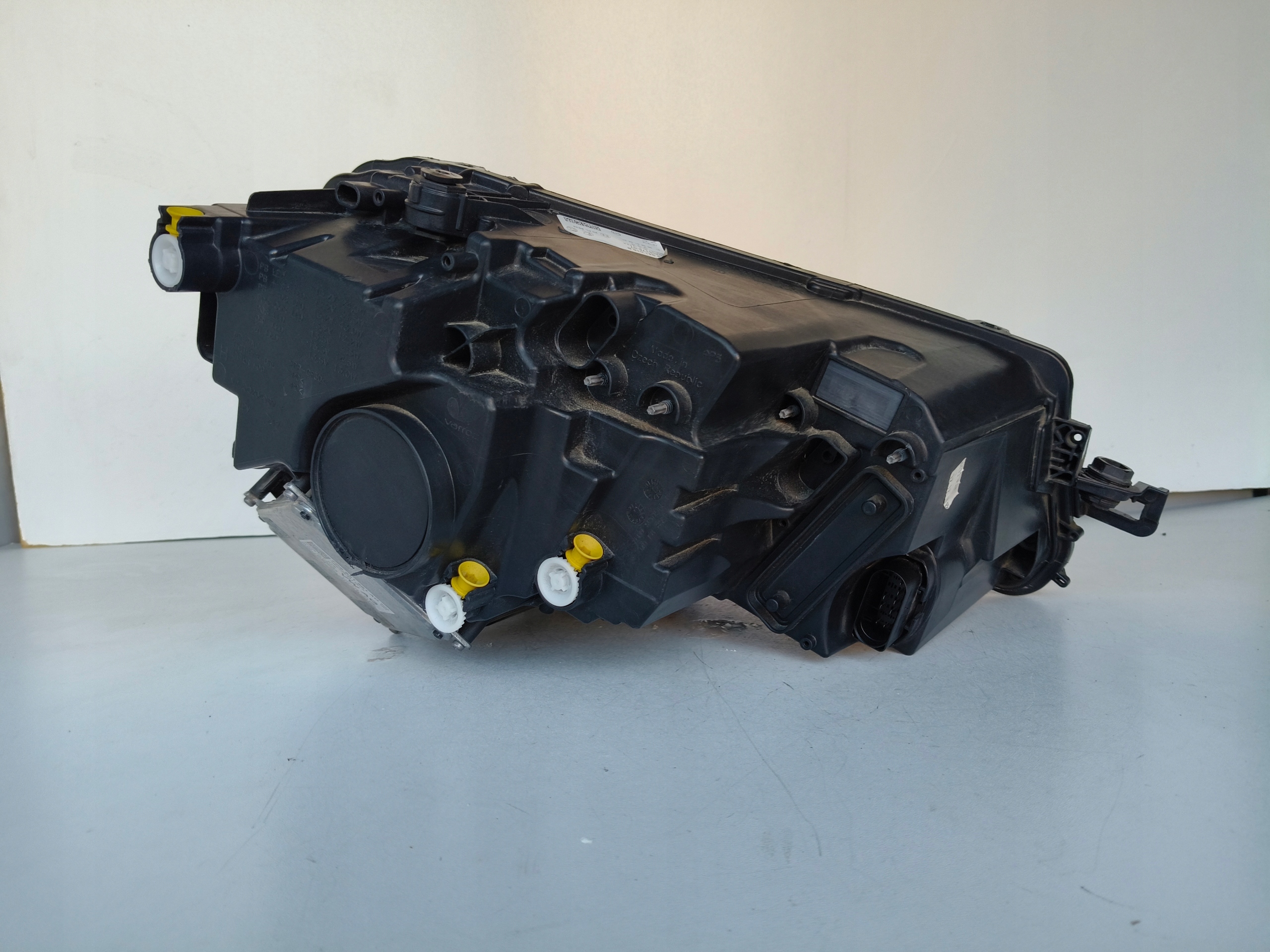 light left REFLEKTOR SKODA KAROQ 57A 17- FULL LED
