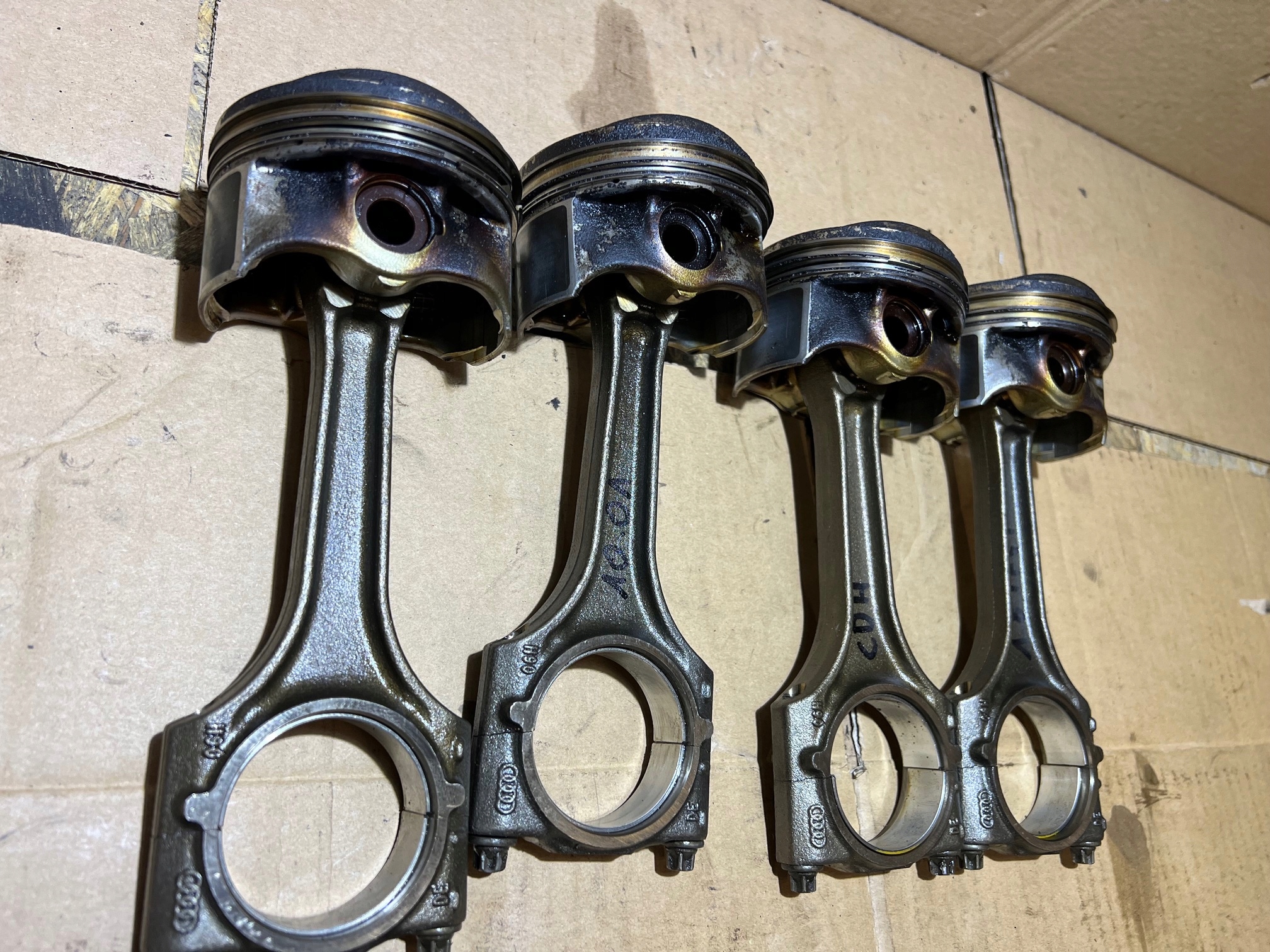 AUDI 1.8 TFSI CDH Piston Bielle 06H