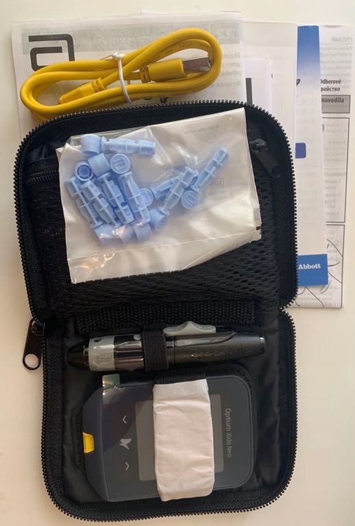 PROMOCJA! Glukometr OPTIUM XIDO NEO DYSTRYBUCJA POLSKA Gwarancja 24 M-CE Model Optium Xido Neo