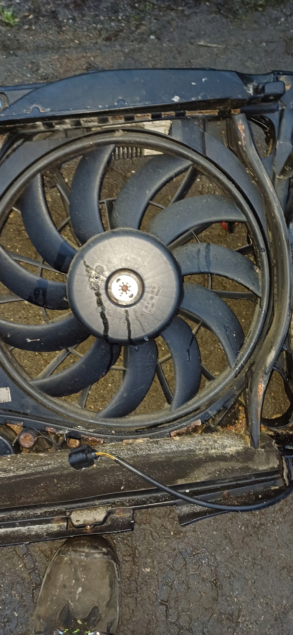AUDI A4 B6 2.0 ALT ventilátor chladiče