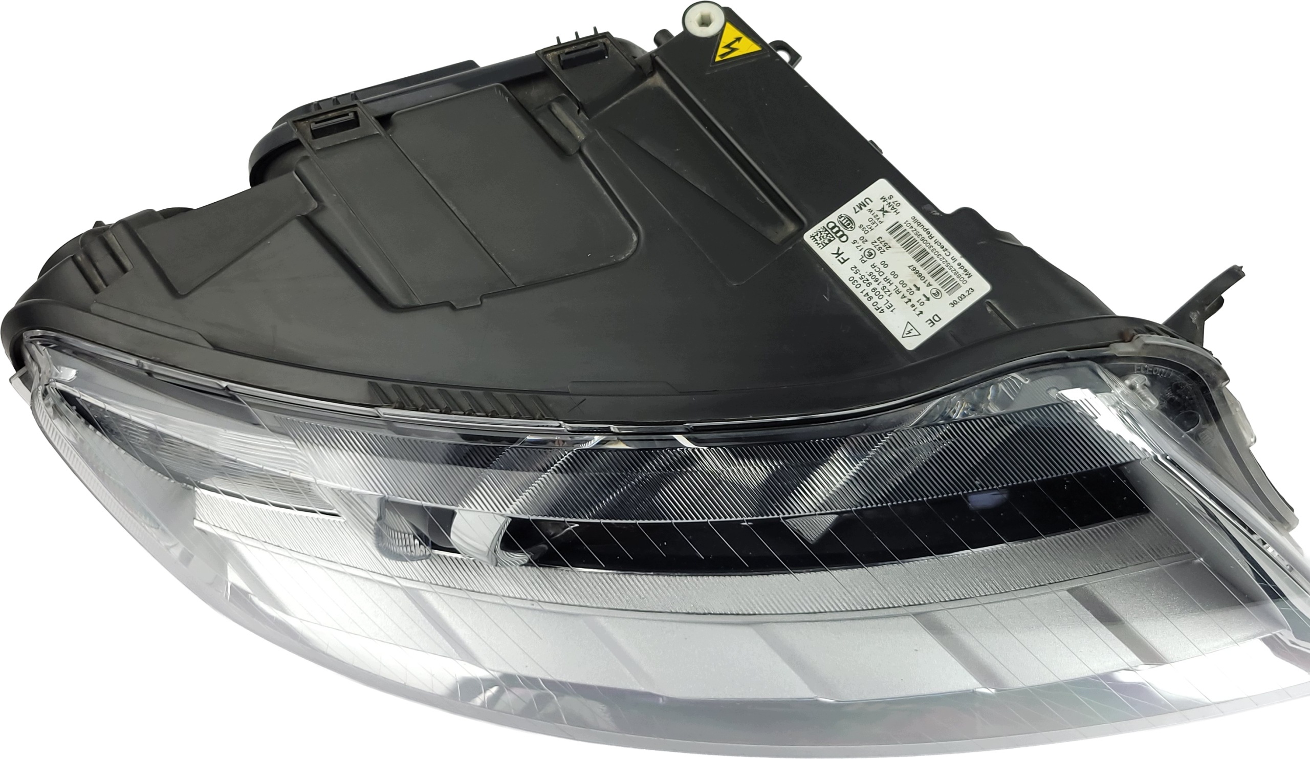 AUDI A6 C6 LIFT light front right BI-XENON non-setting LED 4F0941030FK 23R