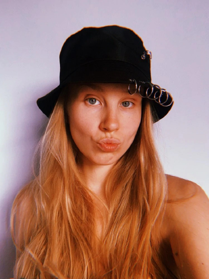 KAPELUSZ RYBACKI PUNK BUCKET HAT CZAPKA CZARNA AGRAFKA Model KAPELUSZ RYBACKI PUNK BUCKET HAT CZAPKA AGRAFKA