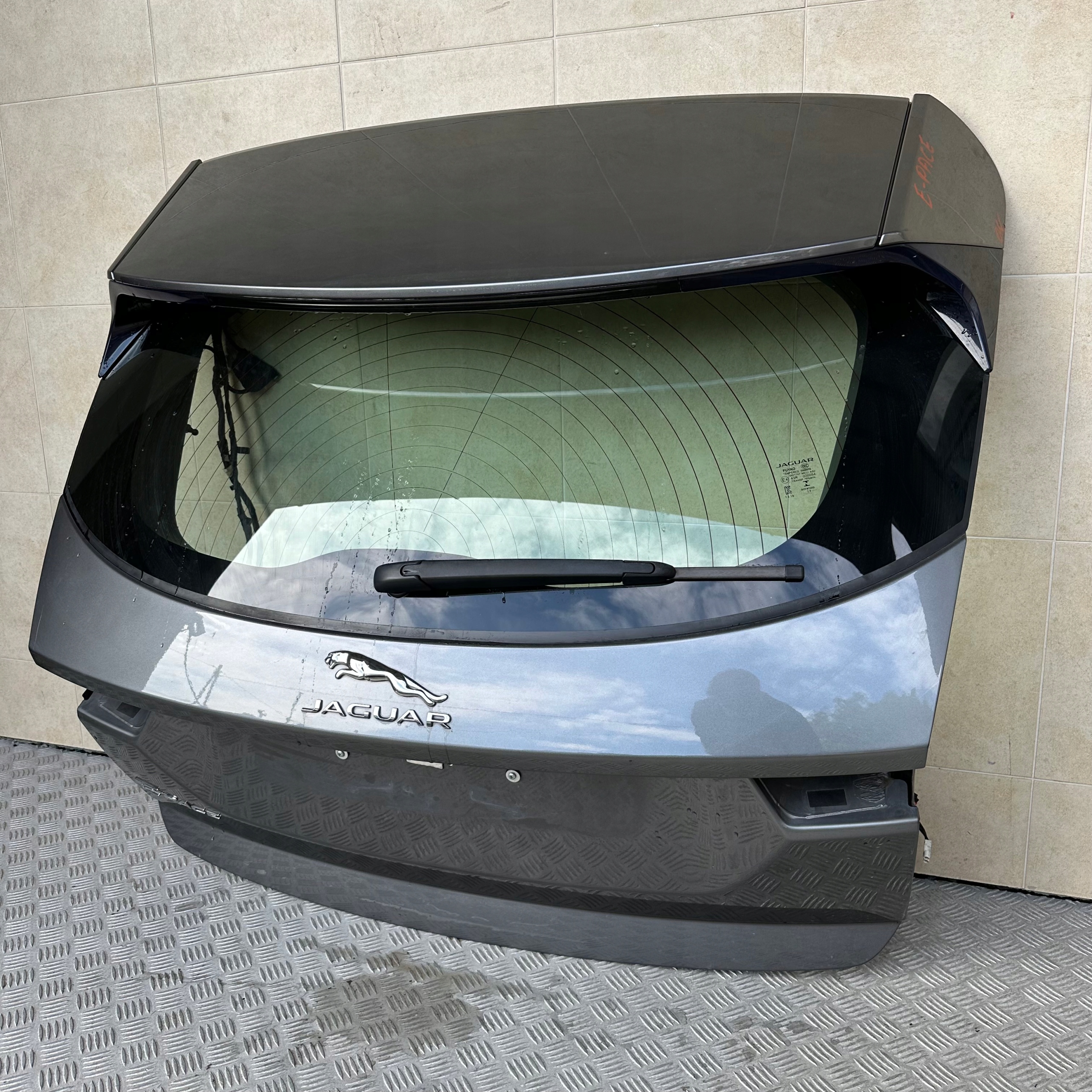 heckklappe JAGUAR E-PACE 2017 jahr KAMERA