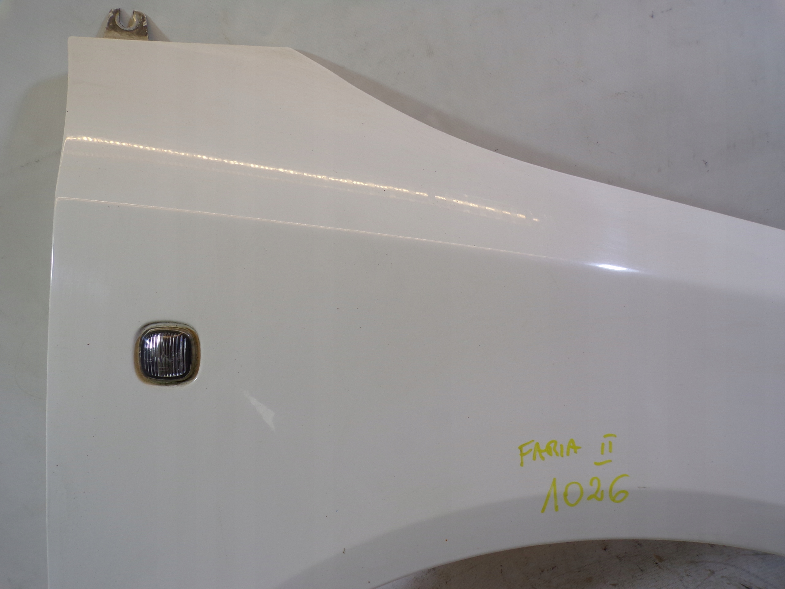 fender right front SKODA FABIA 2 II colour 1026