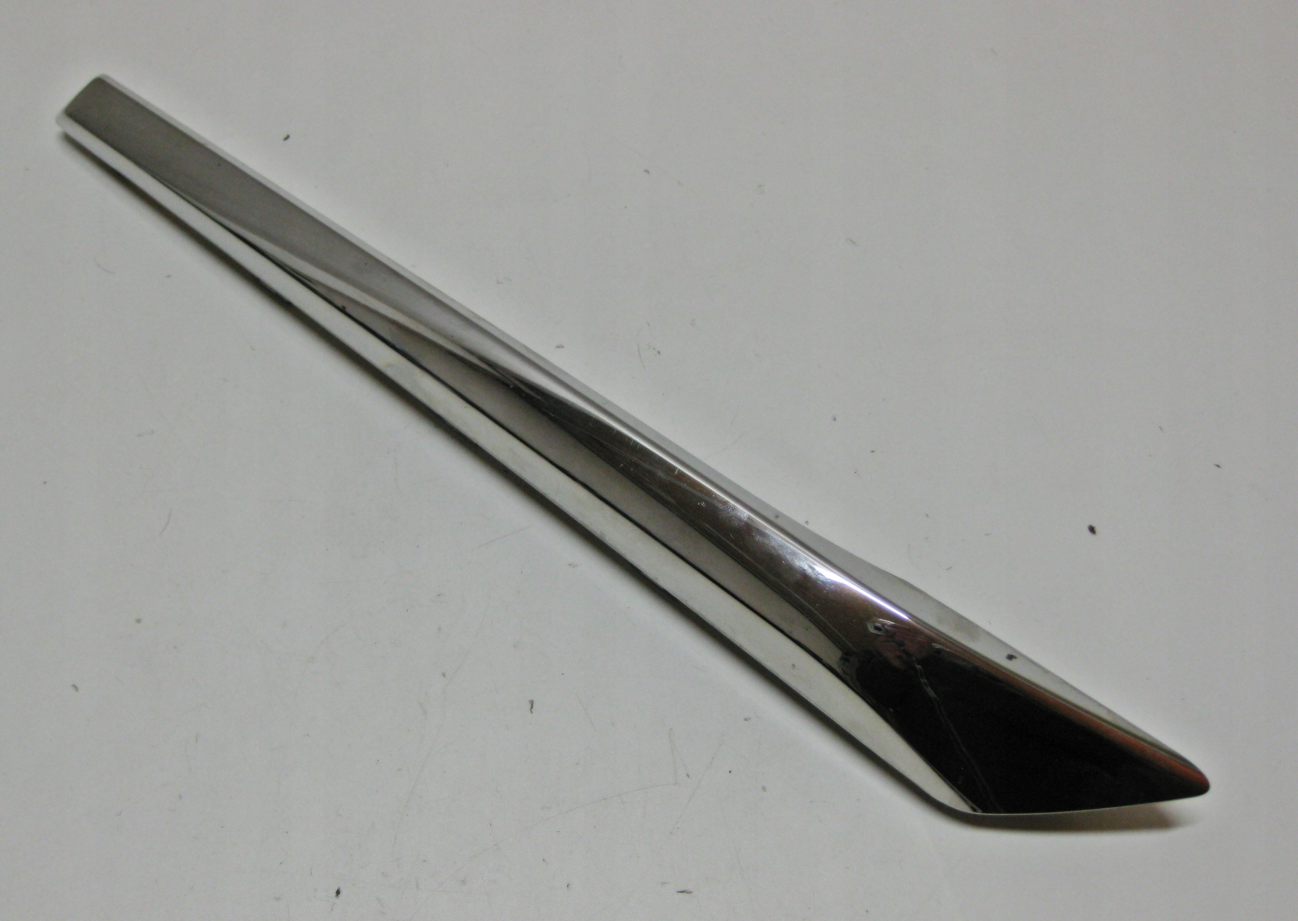 OPEL MOVANO B LIFT moulding CHROM GRILLA left 628971828R