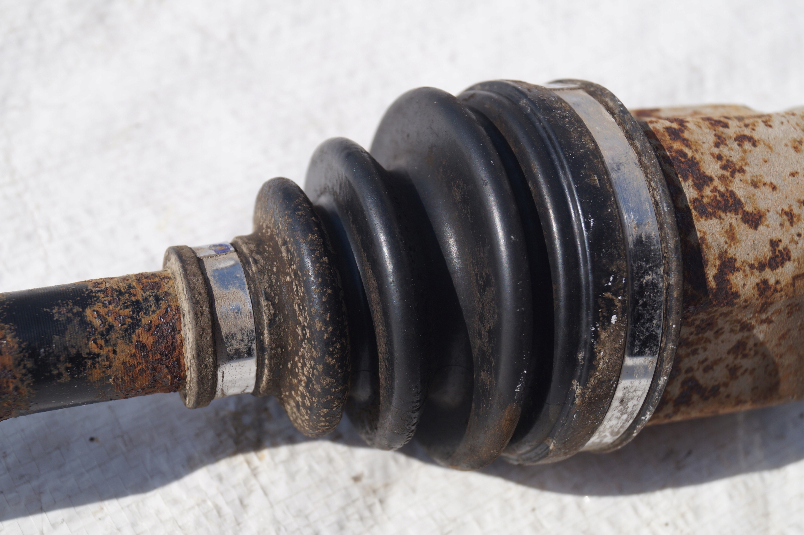 PÓŁOŚ TYŁ TYLNA LEWA MITSUBISHI OUTLANDER III 2.0 PHEV HYBRYDA 3815A264 Strona zabudowy tylne lewe