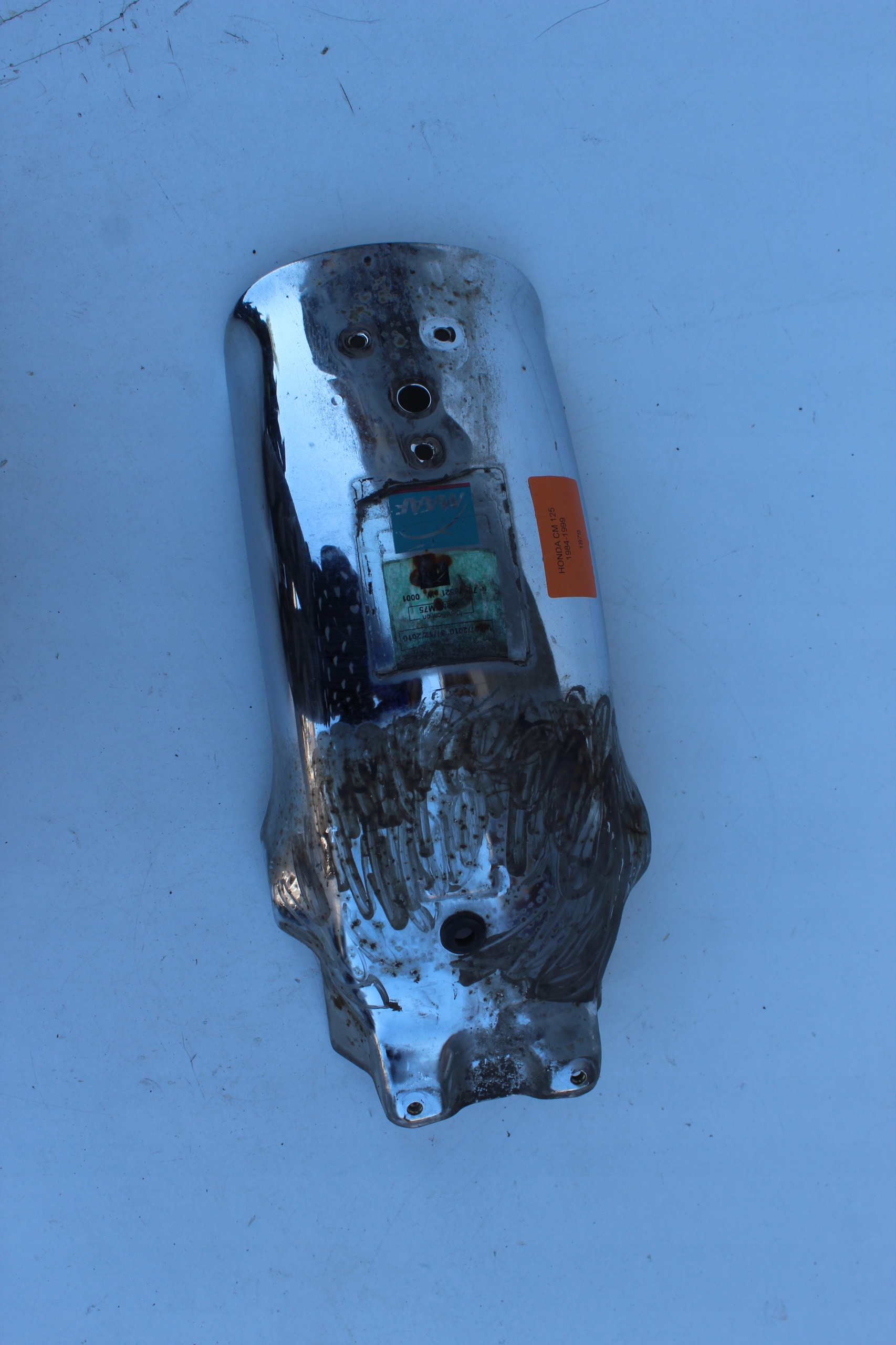 HONDA CM 125 ЗАДНЕЕ КРЫЛО