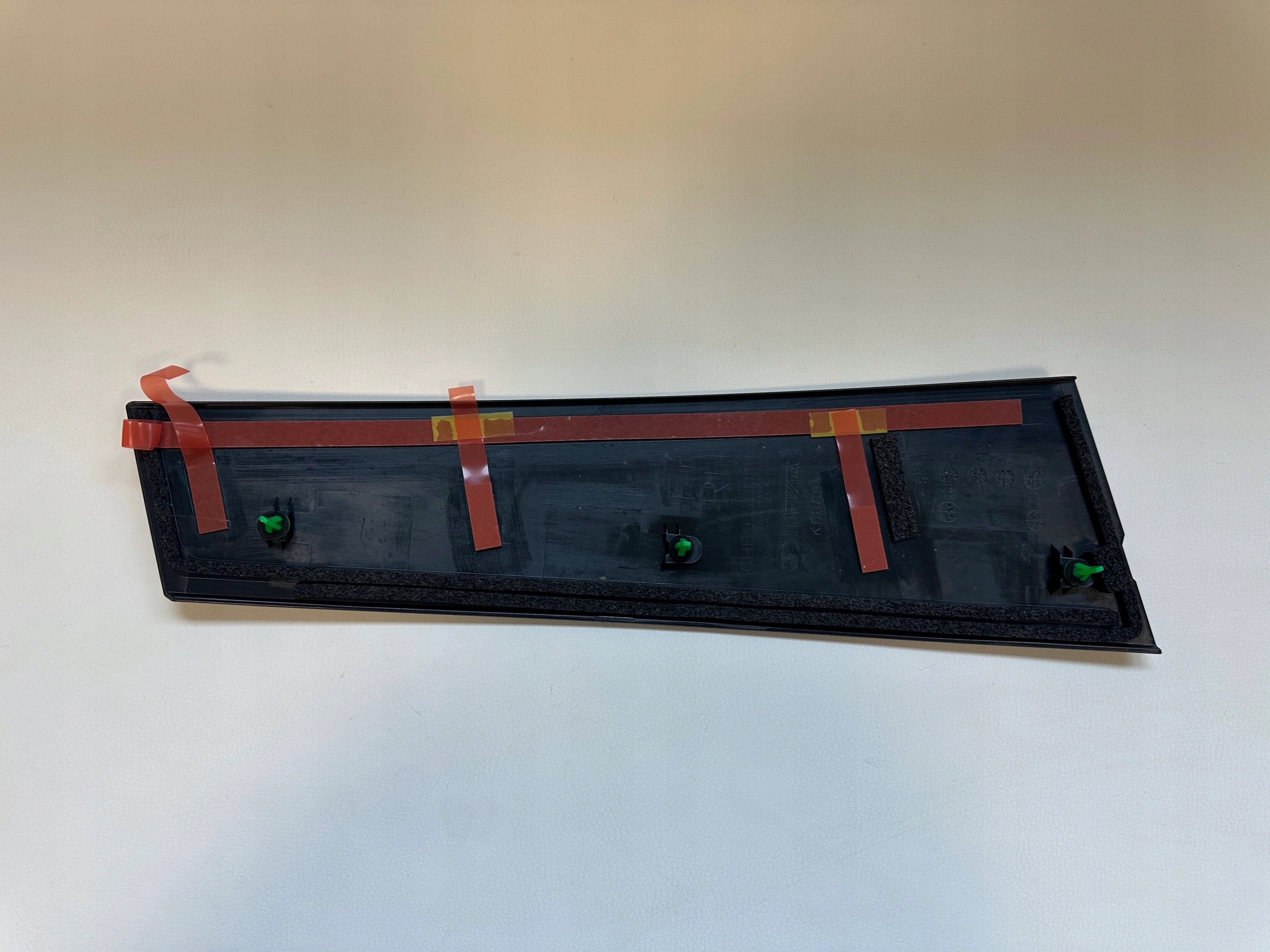 Mazda MX30 moulding door right cover GHP950M11
