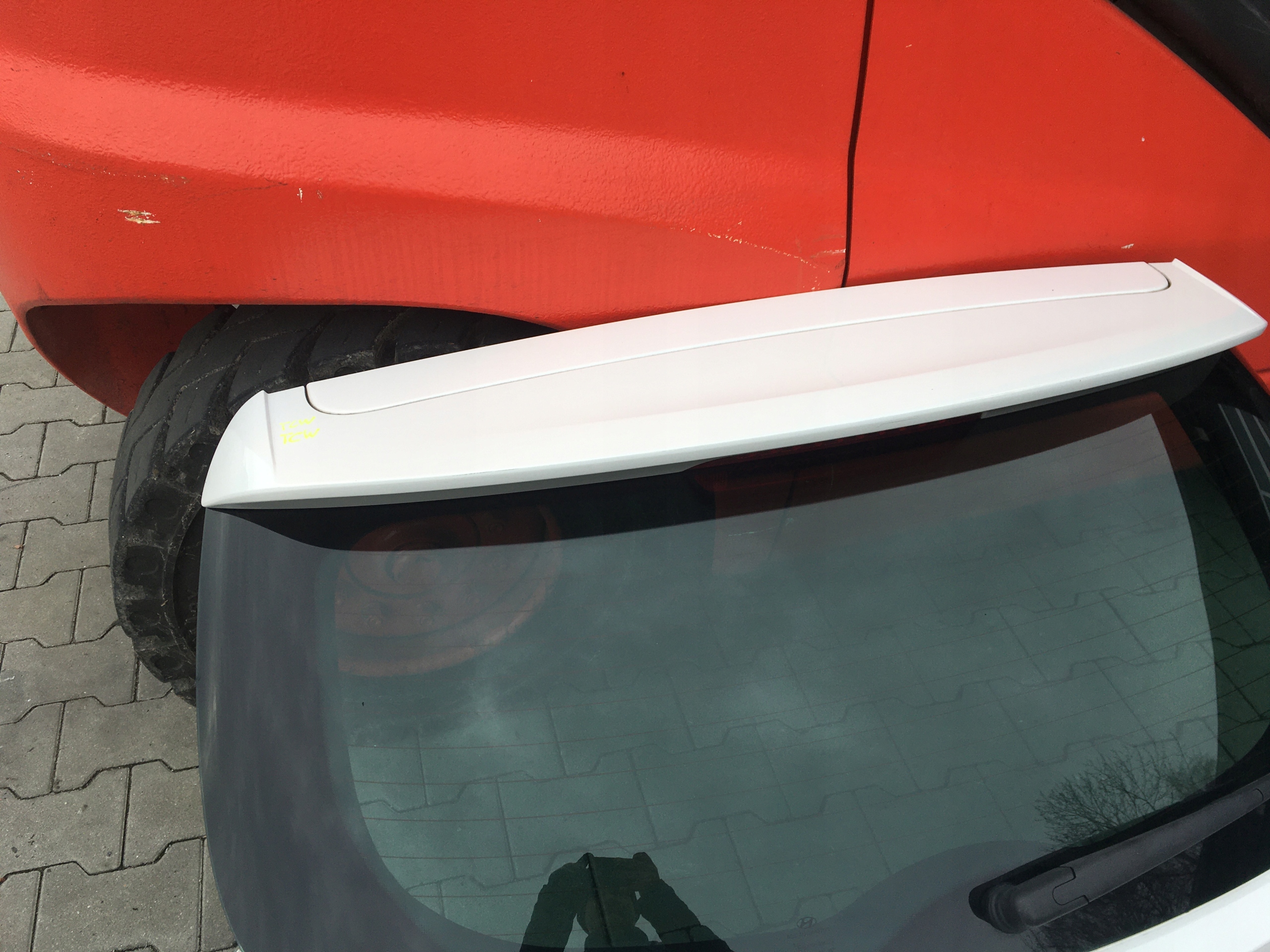 HYUNDAI IX35 10- KLAPA TYŁ TYLNA KOMPLETNA TCW Numer katalogowy części HYUNDAI IX35 10- KLAPA TYŁ TYLNA KOMPLETNA TCW