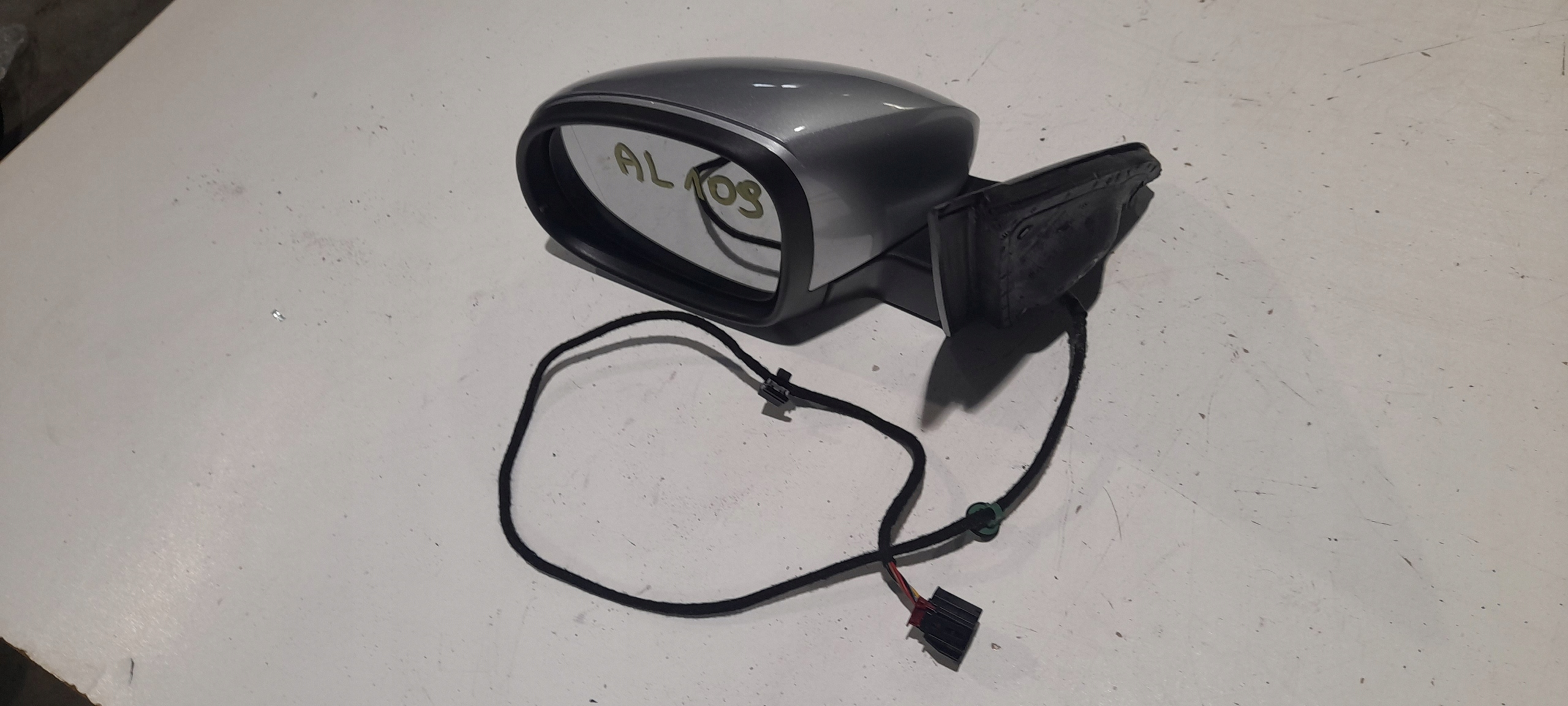 VW TIGUAN mirror left 5N0857933 6PIN