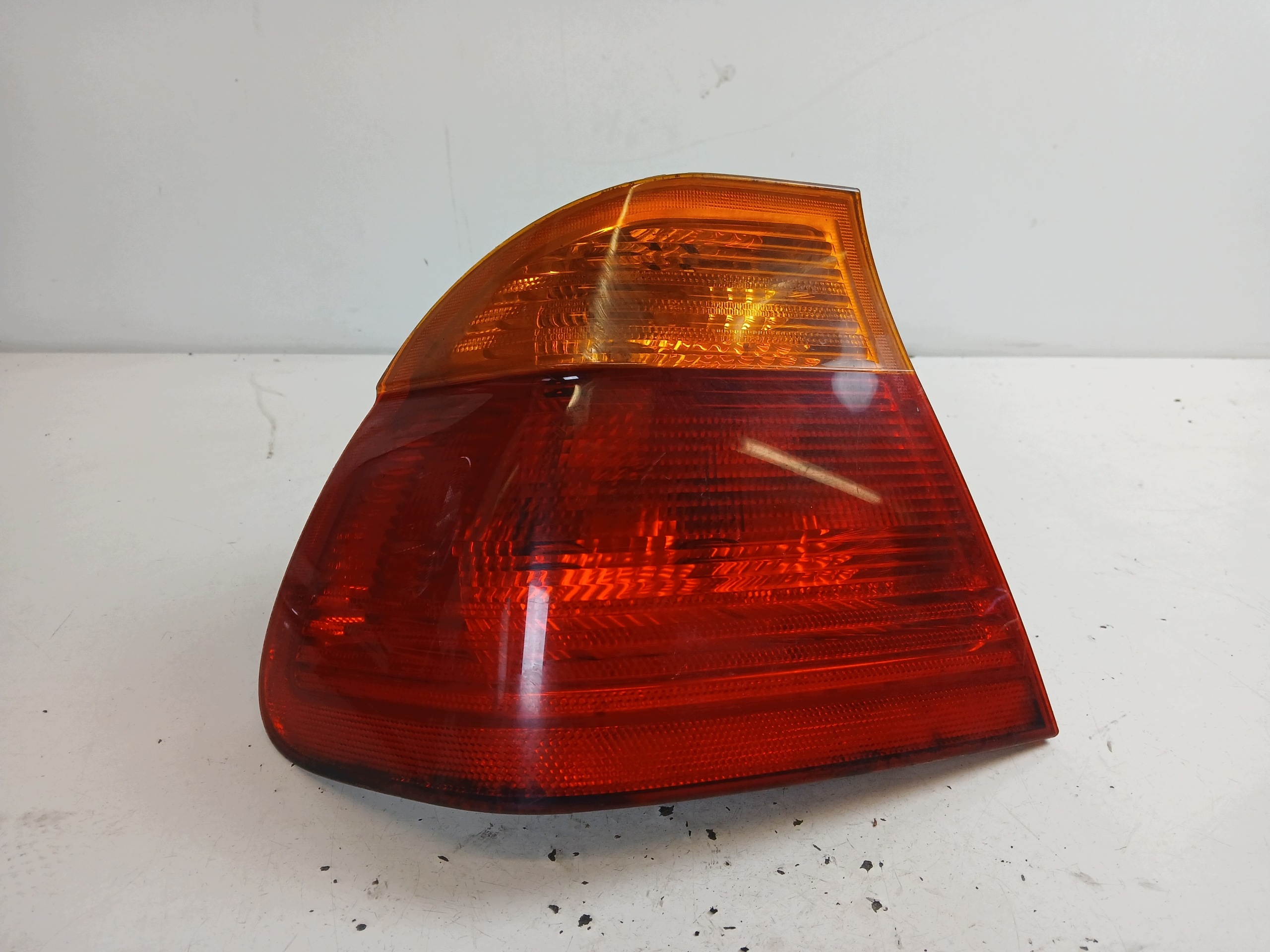 BMW E46 light left rear part sedan