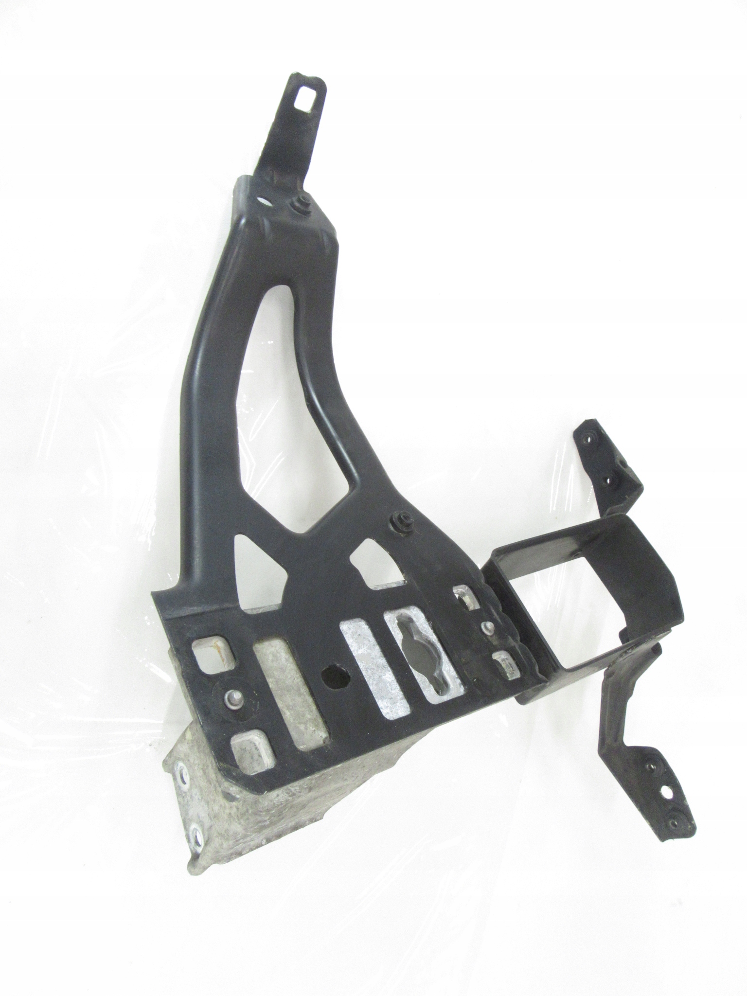 pillar iron left okular beam tip BMW 5 e60 e61