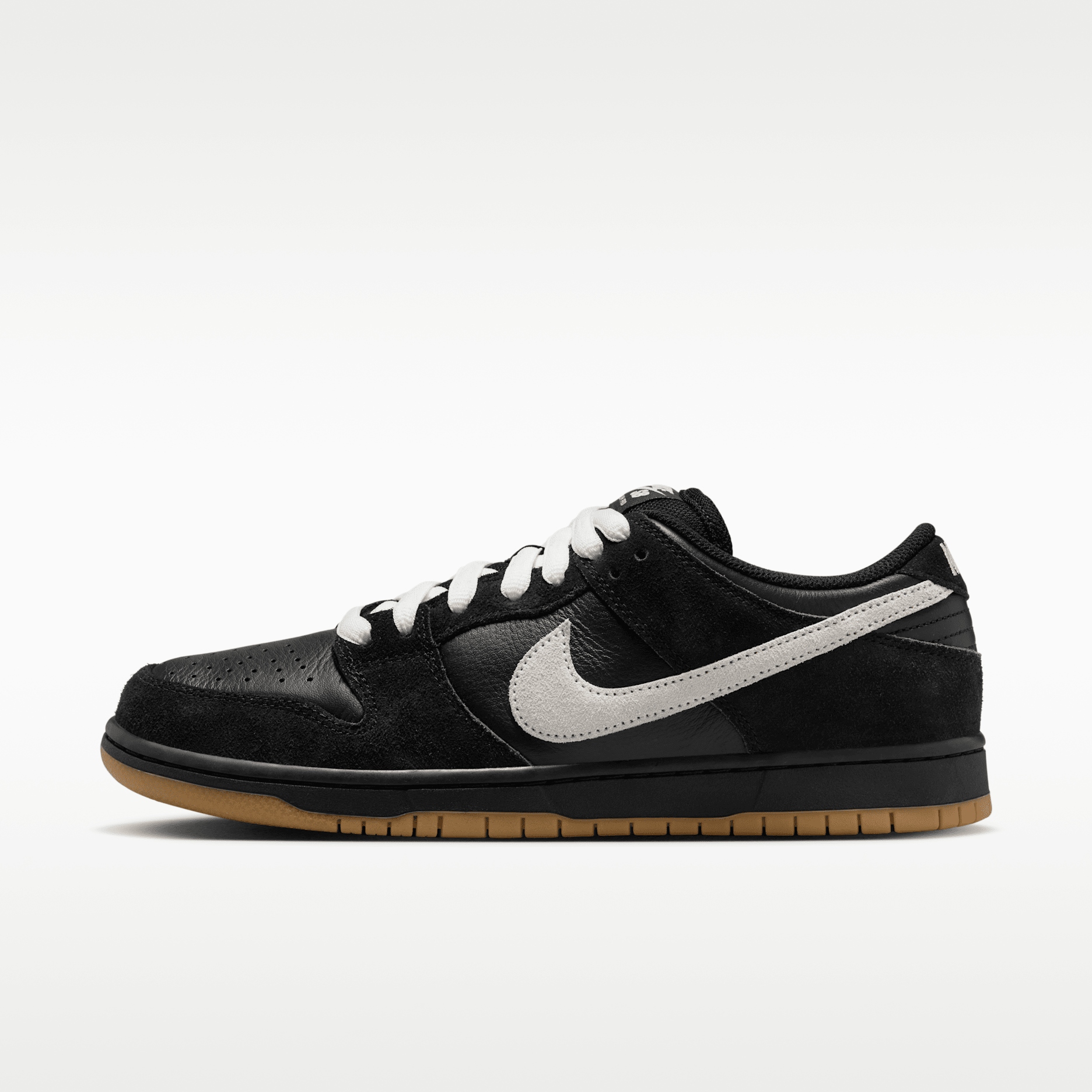 Buty Nike Dunk Low Pro Sb Black White Gum HF3704-003 rozmiar 38,5