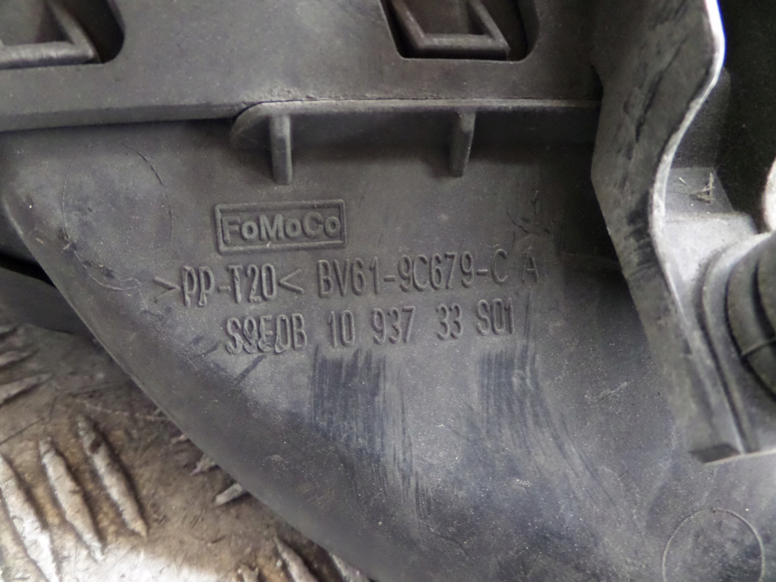 FORD OE BV61-9C679-CA intake air cover