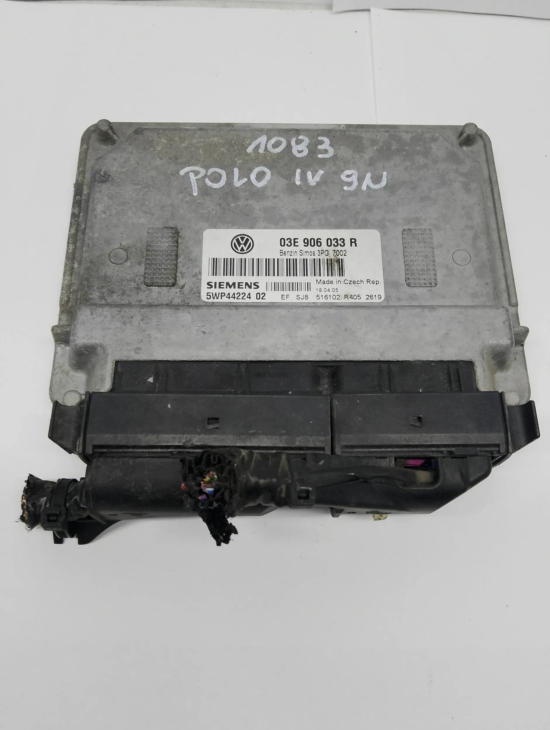 computer control unit of the engine Volkswagen Polo IV 4 9N 03E906033R 5WP4422402