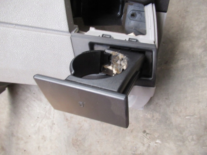 BMW X3 E83 торпеда консоль европа