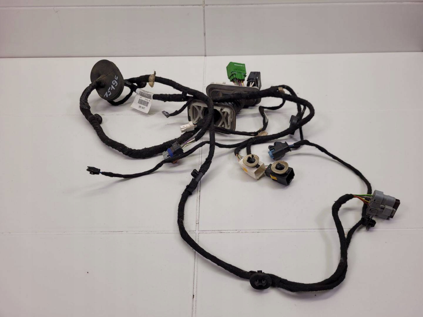 bundle wiring door front right side Peugeot 3008 2 2021 9823044980