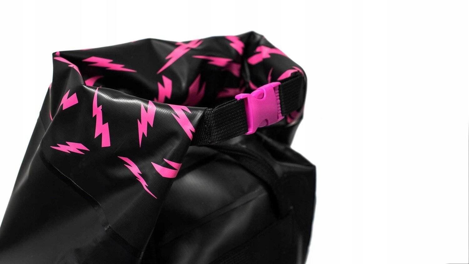 821b68cf4dd19ad9be92680f852e