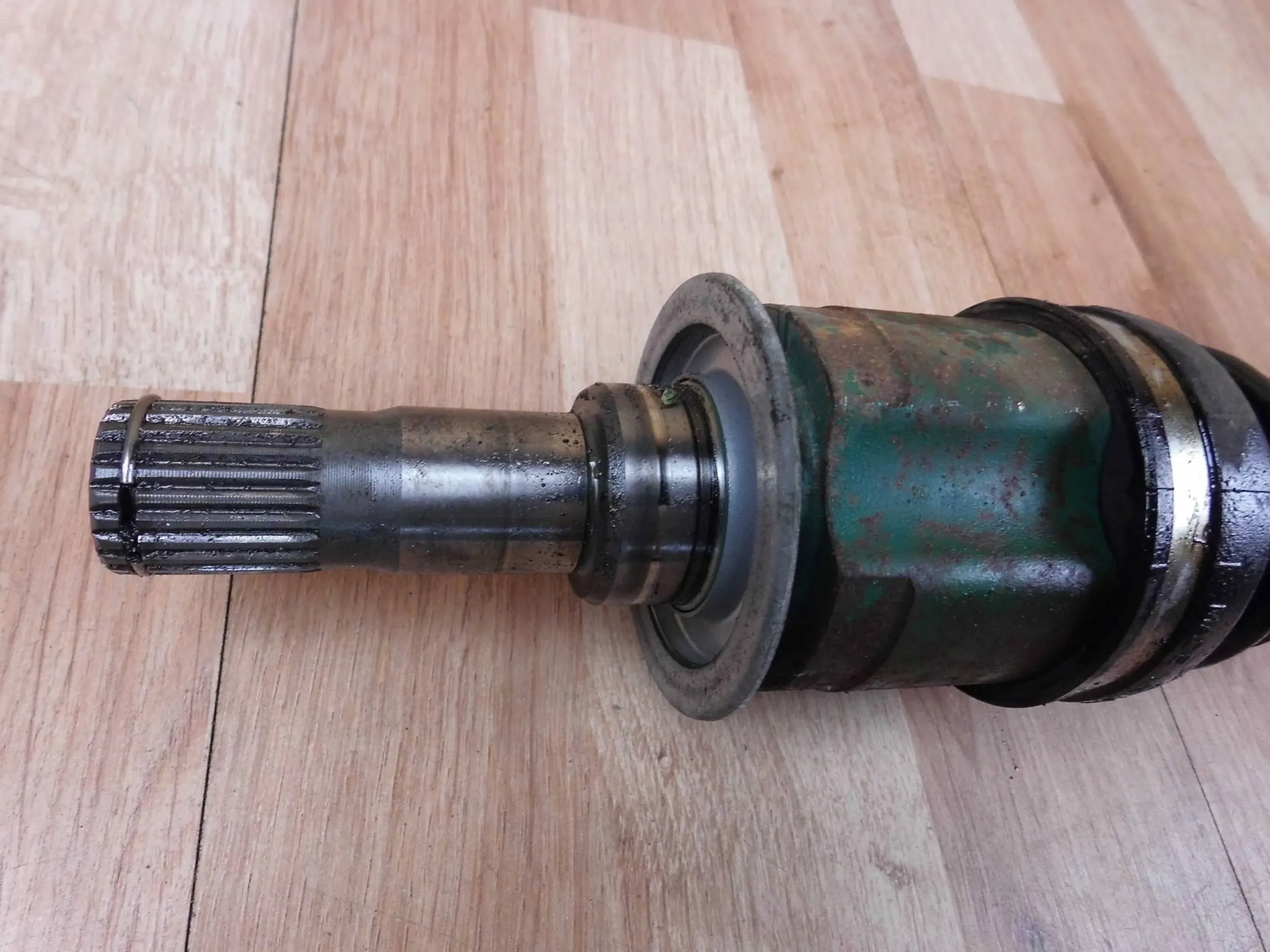 Mitsubishi Eclipse Cross 1.5 4x4 semi-axis left rear left rear part 3715A301