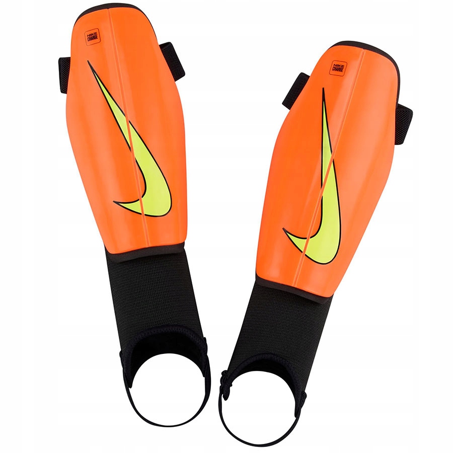Nagolenniki Nike Charge Junior DX4610-830 pomarańczowy S