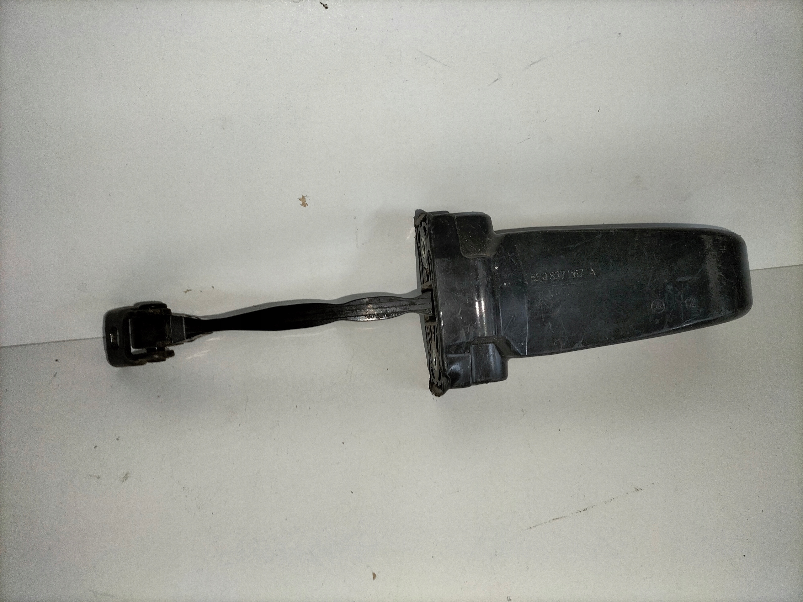 limiter door front SKODA OCTAVIA III 13
