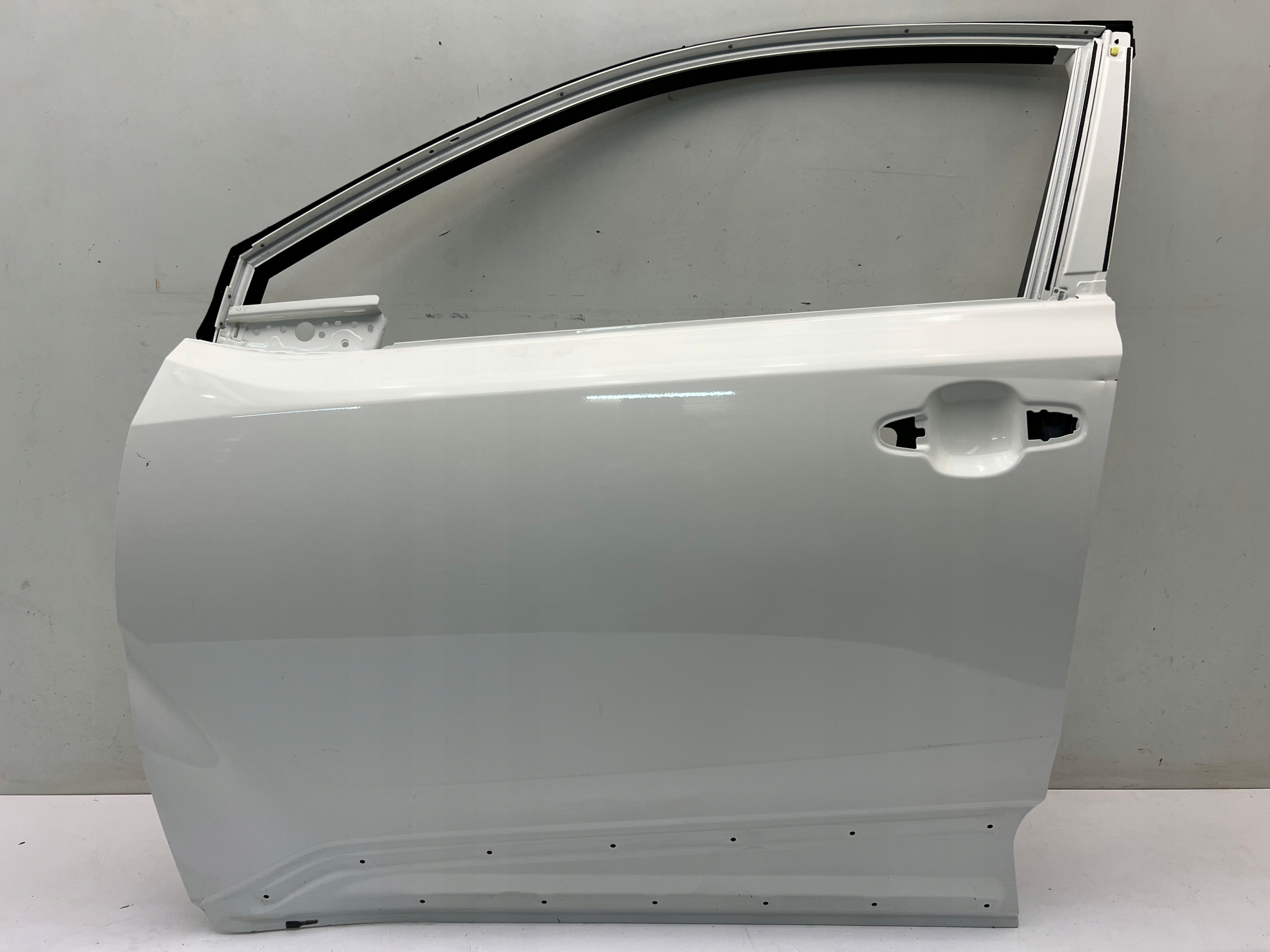 TOYOTA CHR C-HR DRZWI PRZEDNIE LEWE PRZÓD 16-23