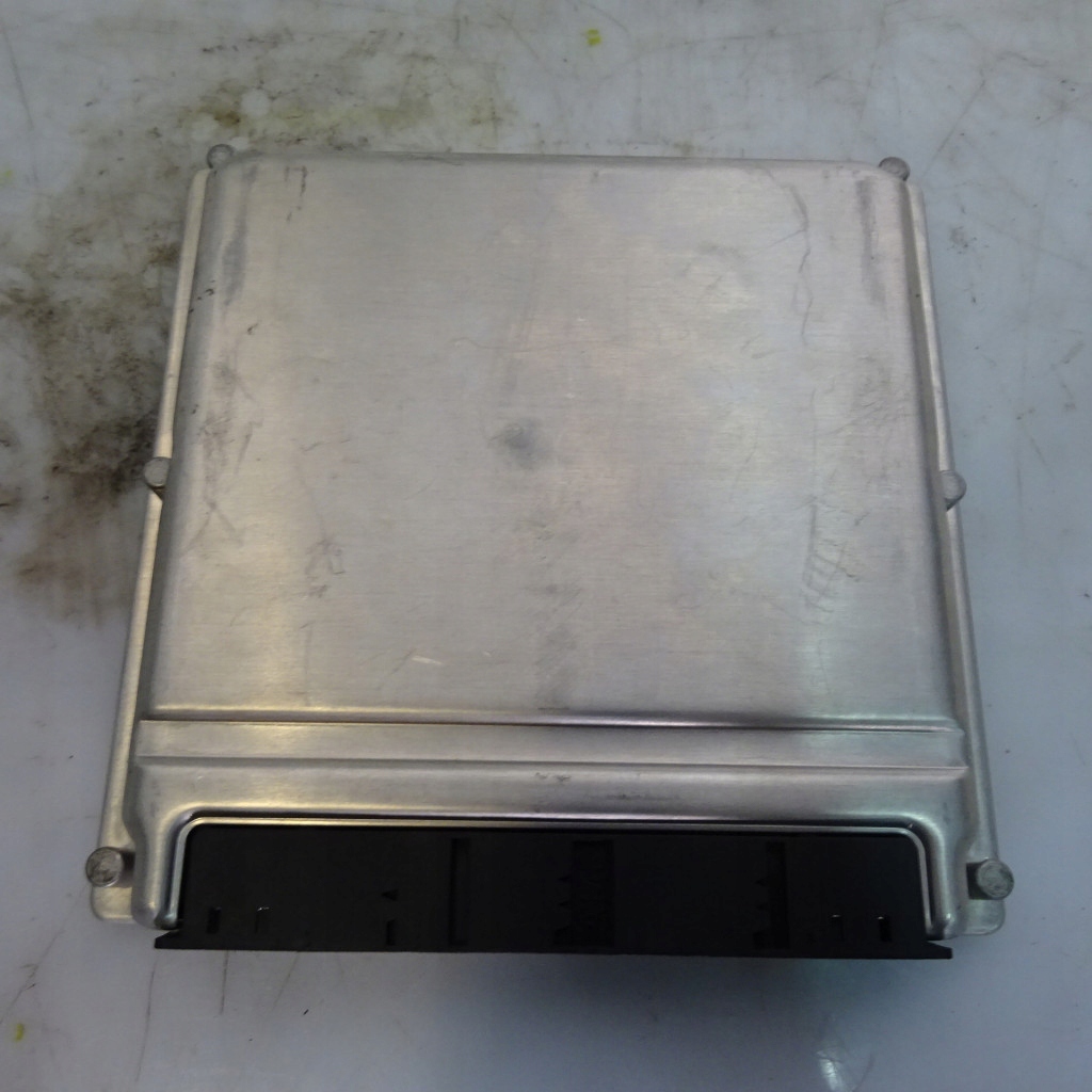 MERCEDES C220 2.2CDI control unit of the engine A6111537379