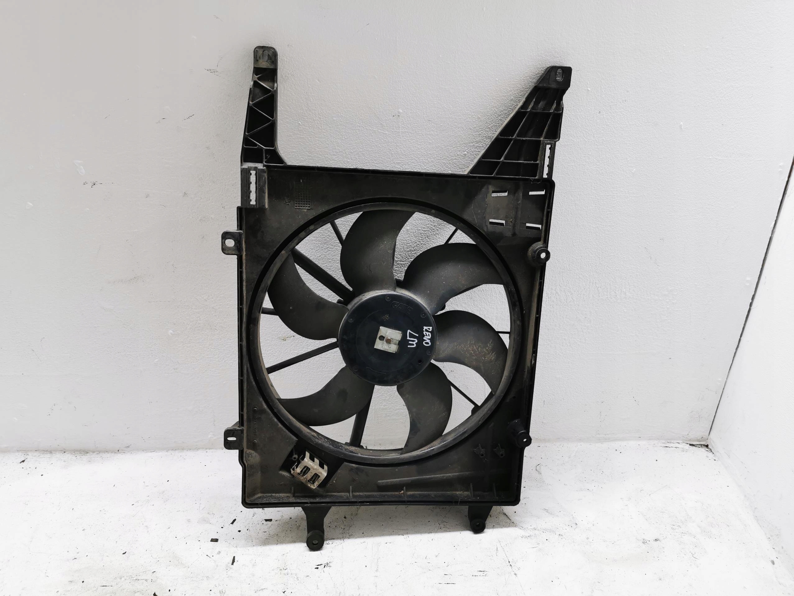 radiator fan RENULT MEGANE and 7700426681