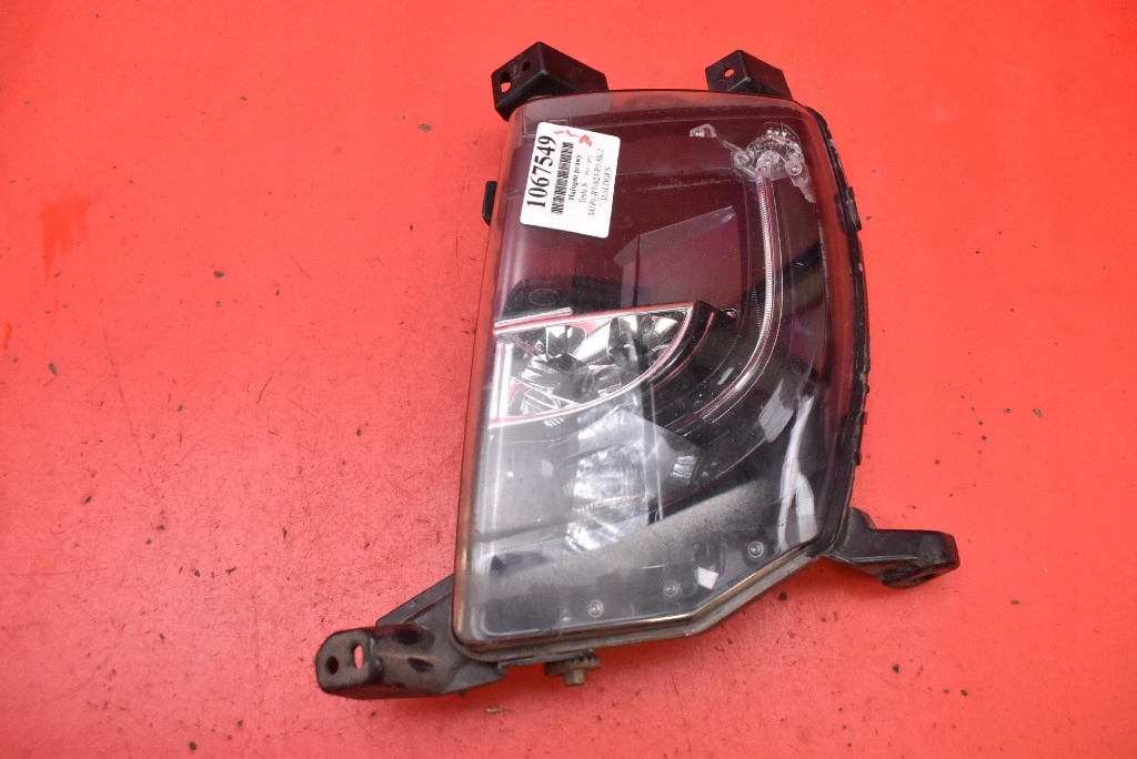 fog light right front front 6005915-00-E TESLA MODEL S LIFT 16-21